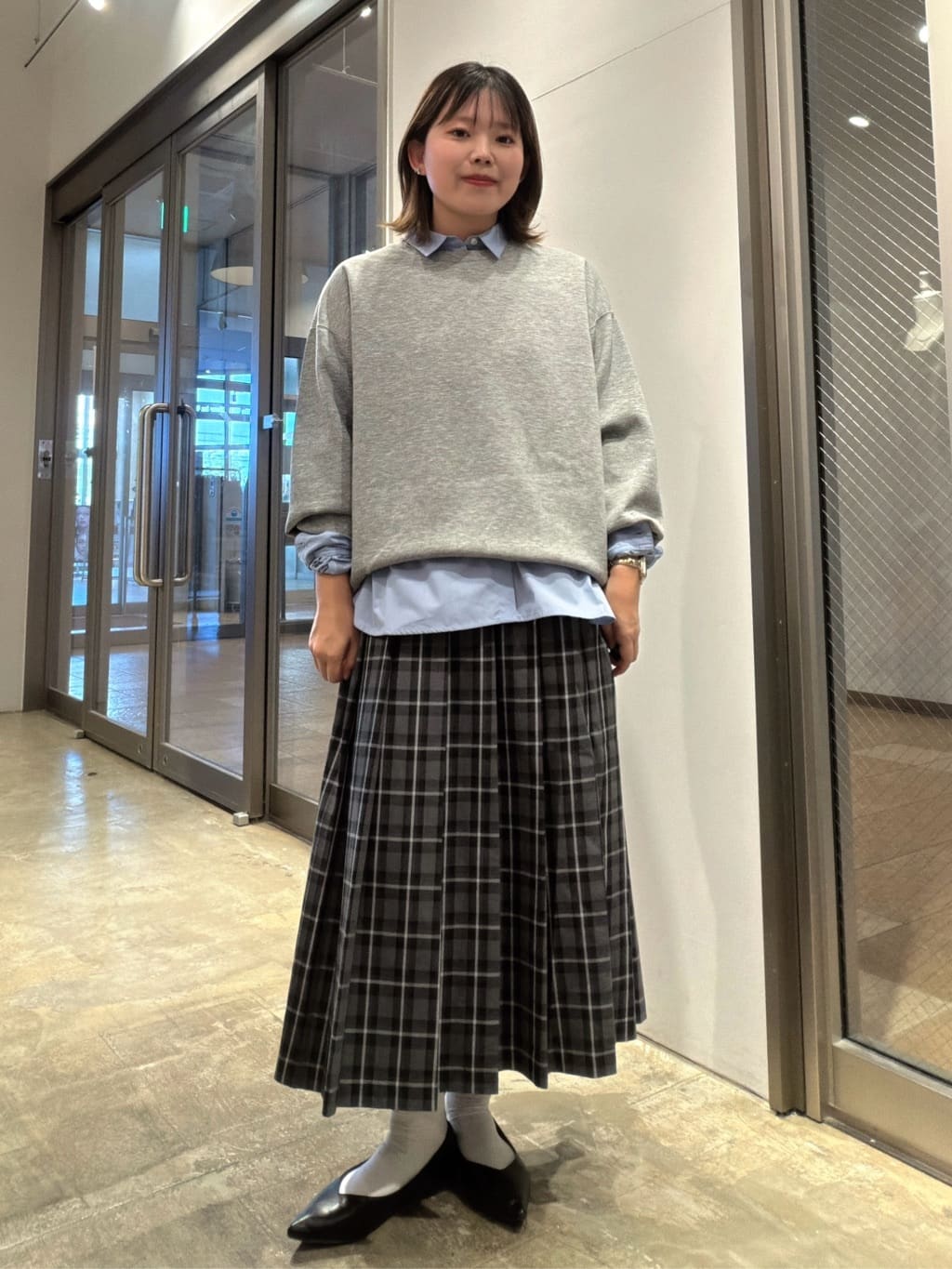 AMERICAN HOLICのコクーンポンチプルオーバーを使ったコーディネートを紹介します。｜Rakuten Fashion(楽天ファッション／旧楽天ブランドアベニュー)6423407