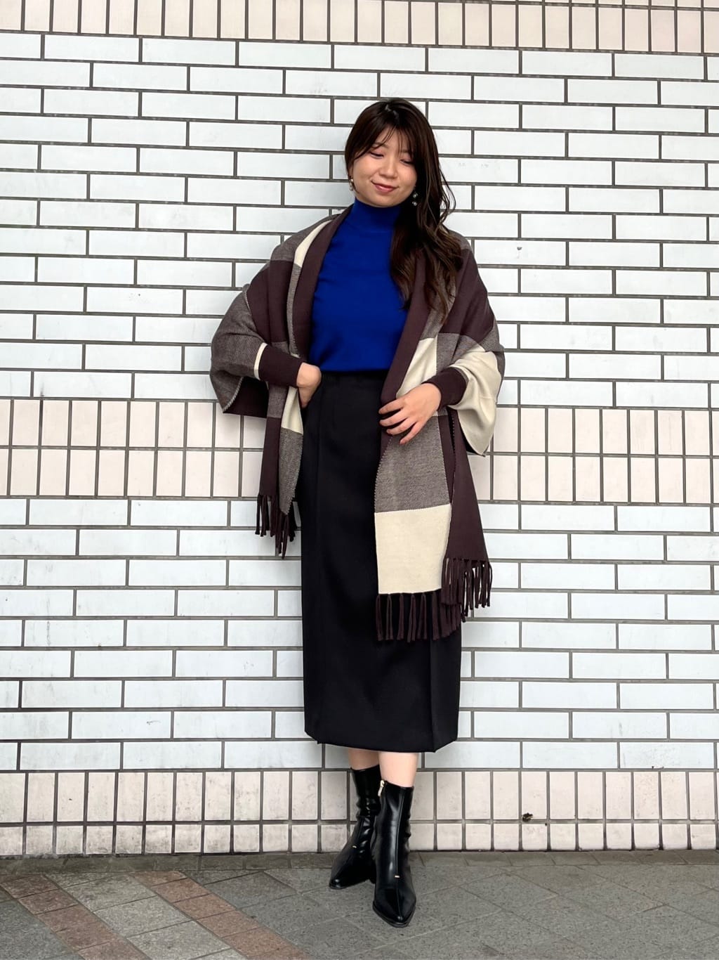 Vinのショルダーリボンニットトップスを使ったコーディネートを紹介します。｜Rakuten Fashion(楽天ファッション／旧楽天ブランドアベニュー)6424327