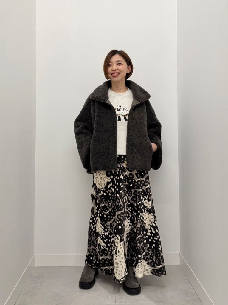 Vinの"THE BEAGLES" 刺繍スウェットを使ったコーディネートを紹介します。｜Rakuten Fashion(楽天ファッション／旧楽天ブランドアベニュー)6425982