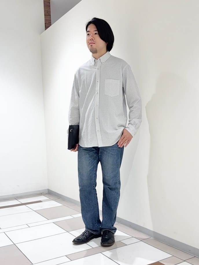 TAKEO KIKUCHIの【抗菌防臭】サッカーギンガムチェック ボタンダウンシャツを使ったコーディネートを紹介します。｜Rakuten Fashion(楽天ファッション／旧楽天ブランドアベニュー)6427204