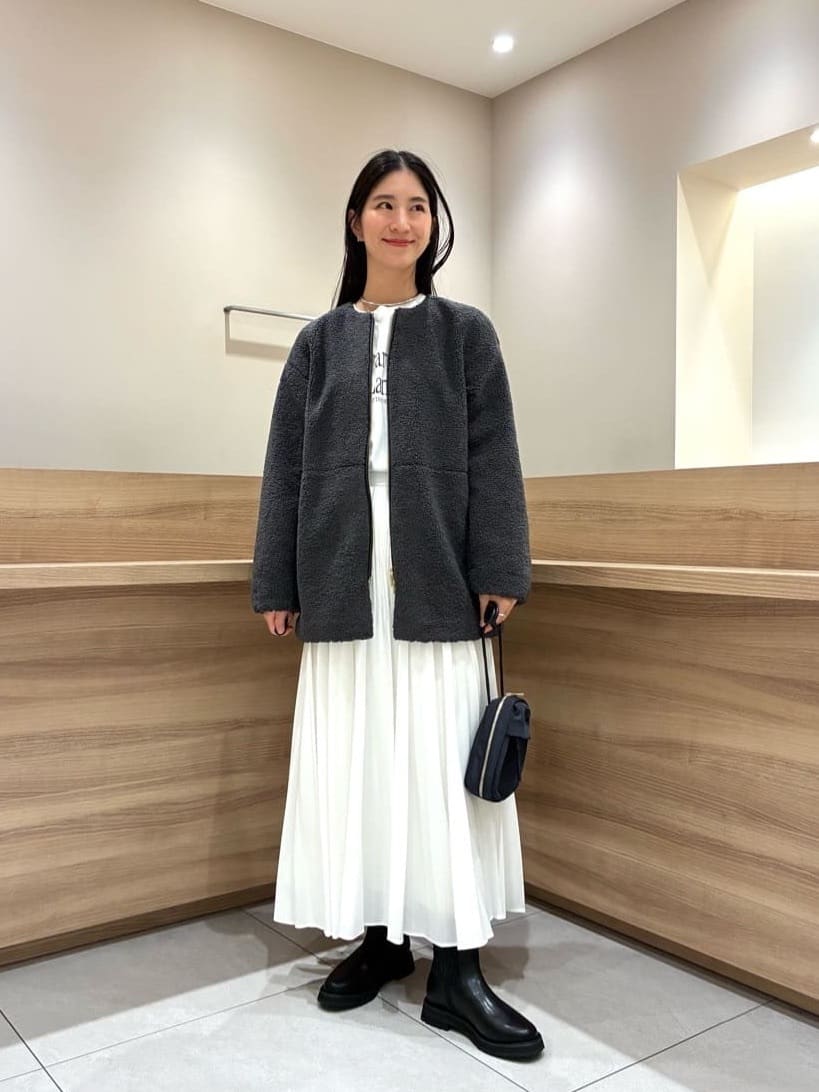 UNITED ARROWS green label relaxingのシアー プリーツ スカートを使っ 