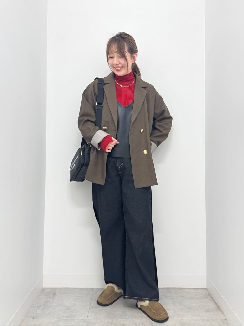 Vinのツイルテーラードジャケットを使ったコーディネートを紹介します。｜Rakuten Fashion(楽天ファッション／旧楽天ブランドアベニュー)6430284