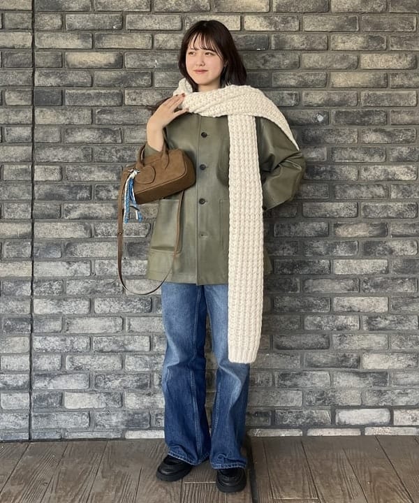 BEAMS HEARTのヴィンテージライク ワークジャケット 25AW レディース フェイクレザー オーバーサイズ 秋 ライトアウターを使ったコーディネートを紹介します。｜Rakuten Fashion(楽天ファッション／旧楽天ブランドアベニュー)6431067