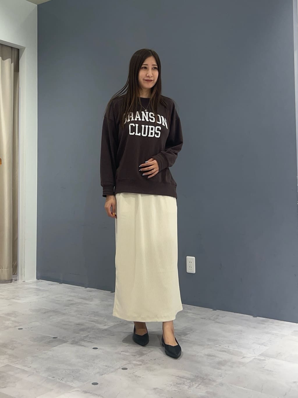 AMERICAN HOLICのアソートカレッジロゴ裏毛プルオーバーを使ったコーディネートを紹介します。｜Rakuten Fashion(楽天ファッション／旧楽天ブランドアベニュー)6431350