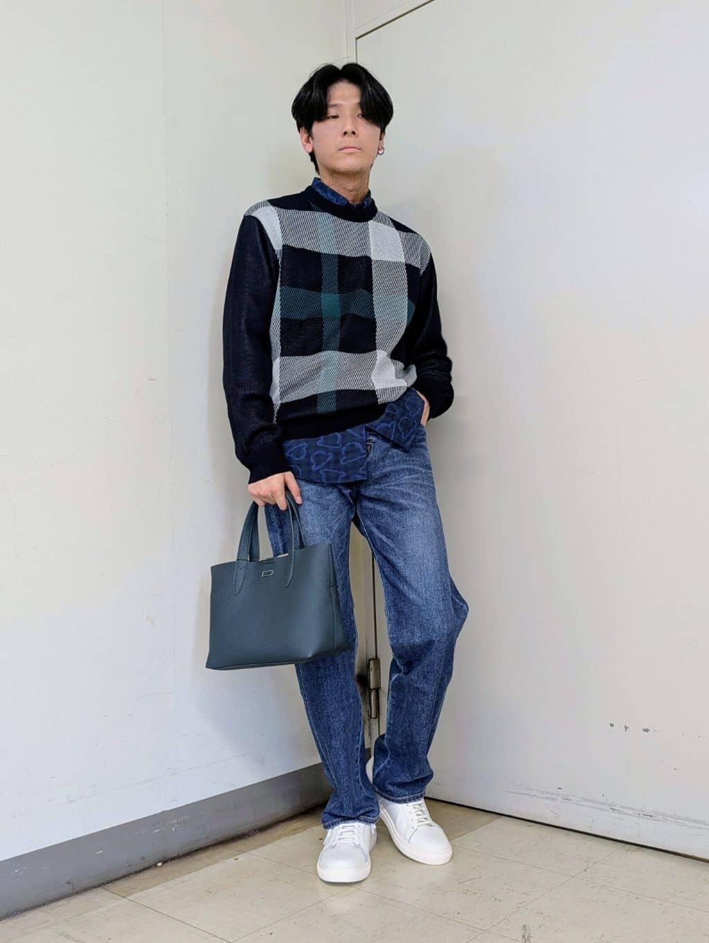 TAKEO KIKUCHIの【Made in JAPAN】ビッグチェック&スライドパズル柄 ニットを使ったコーディネートを紹介します。｜Rakuten Fashion(楽天ファッション／旧楽天ブランドアベニュー)6432237