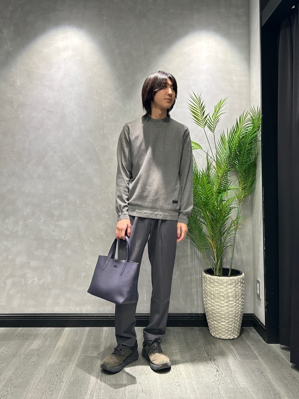 TAKEO KIKUCHIの【Sサイズ~】ハイゲージ モックネック ニット プルオーバーを使ったコーディネートを紹介します。｜Rakuten Fashion(楽天ファッション／旧楽天ブランドアベニュー)6432220
