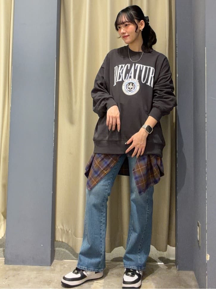 AMERICAN HOLICのビエラ起毛チェックシャツを使ったコーディネートを紹介します。｜Rakuten Fashion(楽天ファッション／旧楽天ブランドアベニュー)6433033