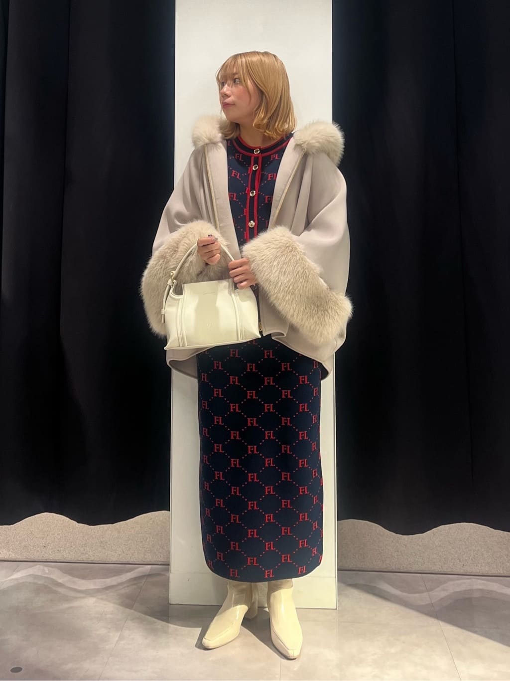 Vinのモノグラムニットカーディガンを使ったコーディネートを紹介します。｜Rakuten Fashion(楽天ファッション／旧楽天ブランドアベニュー)6435129