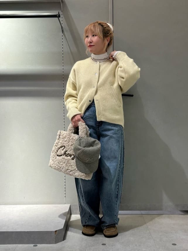 Vinのシアードッキングハイネックメロウトップスを使ったコーディネートを紹介します。｜Rakuten Fashion(楽天ファッション／旧楽天ブランドアベニュー)6435636