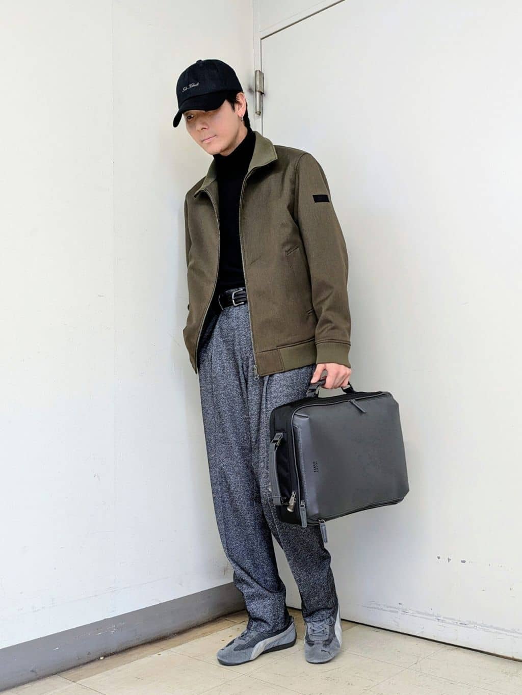 TAKEO KIKUCHIの【JUST ONE LAYER】ダウンファブリック ジップアップ リブ ブルゾンを使ったコーディネートを紹介します。｜Rakuten Fashion(楽天ファッション／旧楽天ブランドアベニュー)6436493