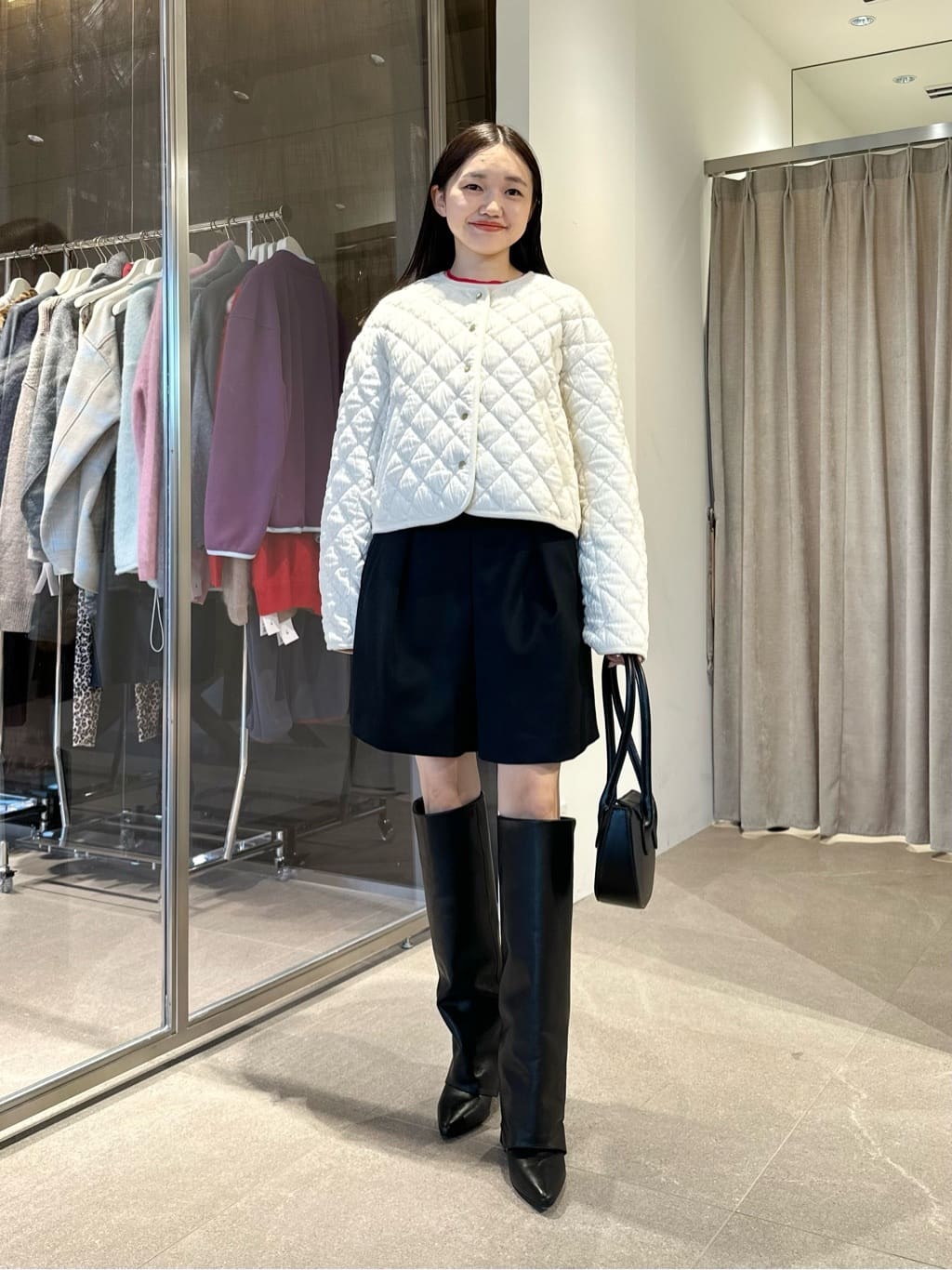 EMMEL REFINES EM タック ポケット ショートパンツ　ブラックM EMMEL REFINES＞EM タック ポケット ショートパンツ