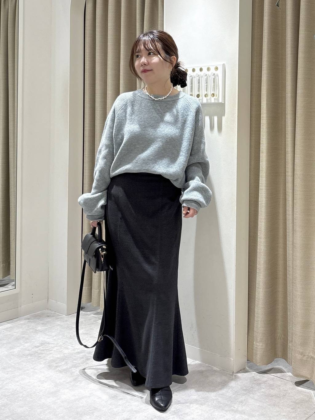 mysty womanの【WEB限定】アイスクリームクルーニットを使ったコーディネートを紹介します。｜Rakuten Fashion(楽天ファッション／旧楽天ブランドアベニュー)6439696