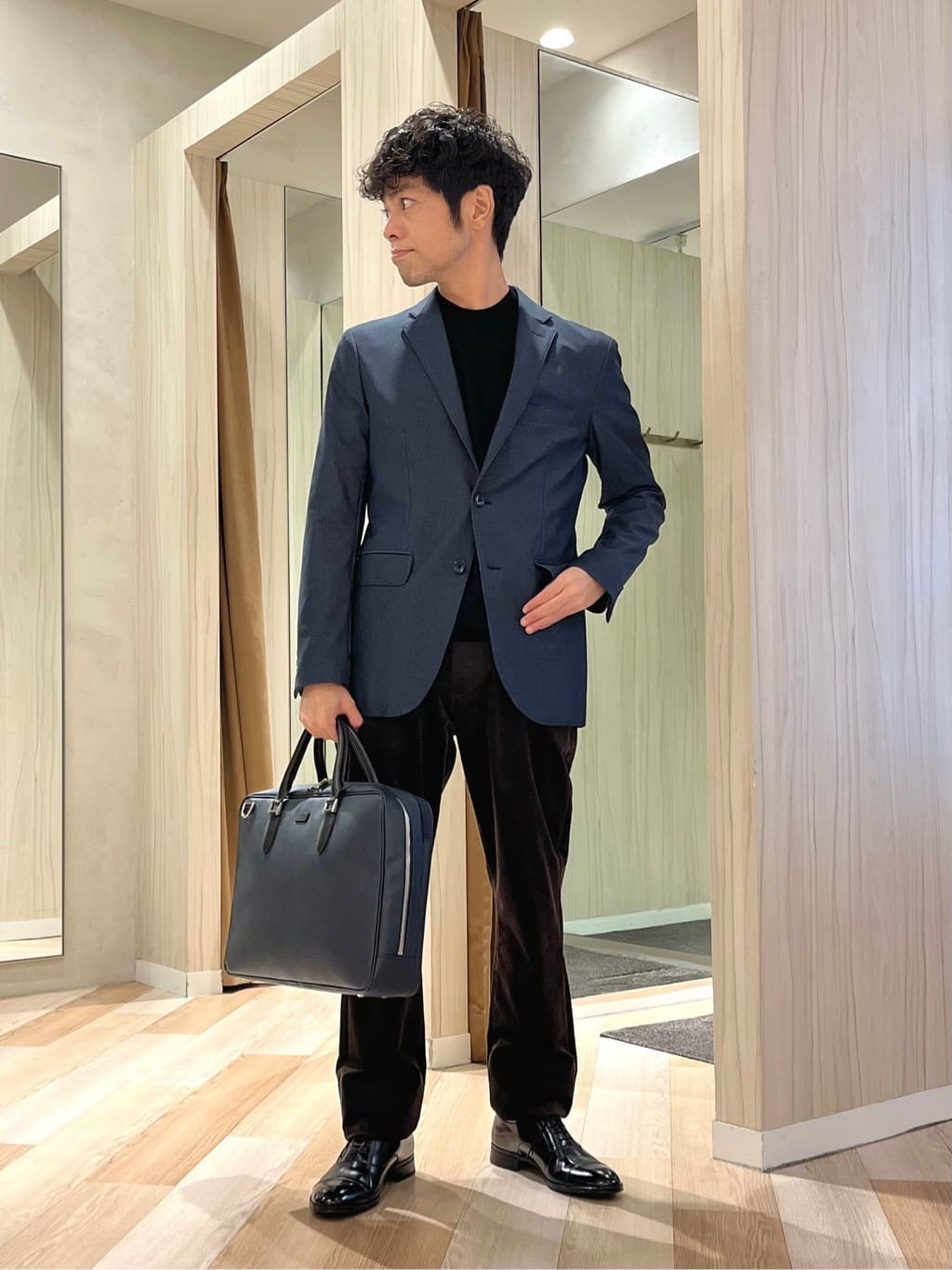 TAKEO KIKUCHIの【360°ストレッチ/セットアップ対応】None Of Stress ジャケットを使ったコーディネートを紹介します。｜Rakuten Fashion(楽天ファッション／旧楽天ブランドアベニュー)6443375