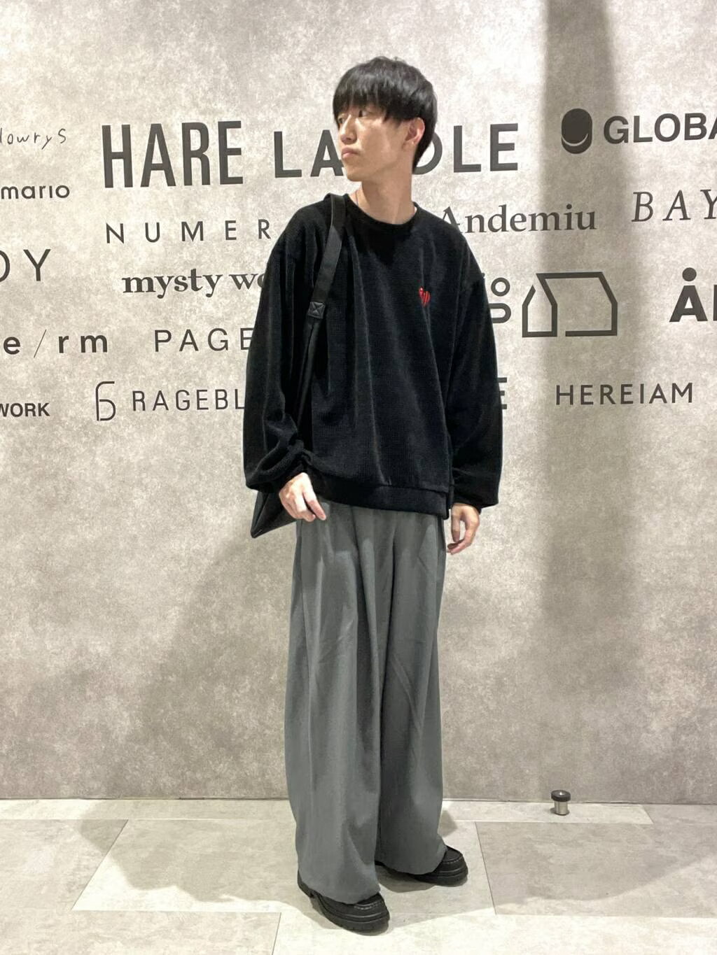 LAKOLEの刺繍カットモールプルオーバーを使ったコーディネートを紹介します。｜Rakuten Fashion(楽天ファッション／旧楽天ブランドアベニュー)6448450