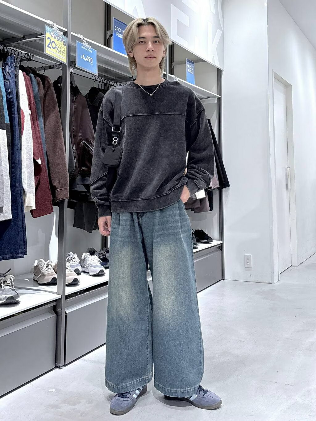 LAKOLEのウォッシュドプルオーバーを使ったコーディネートを紹介します。｜Rakuten Fashion(楽天ファッション／旧楽天ブランドアベニュー)6448451