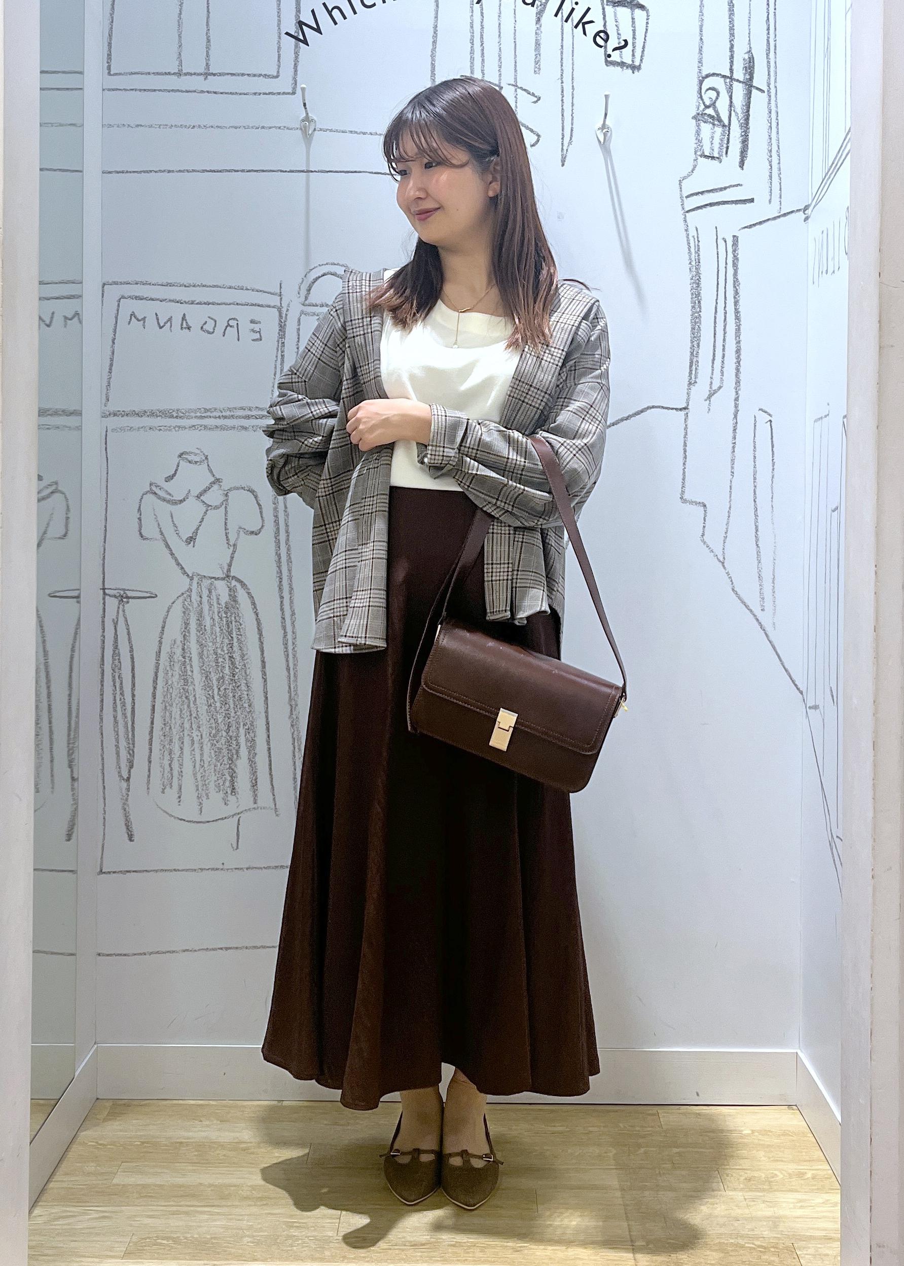 ROPE' PICNICのフォルムスリーブニットを使ったコーディネートを紹介します。｜Rakuten Fashion(楽天ファッション／旧楽天ブランドアベニュー)6470046