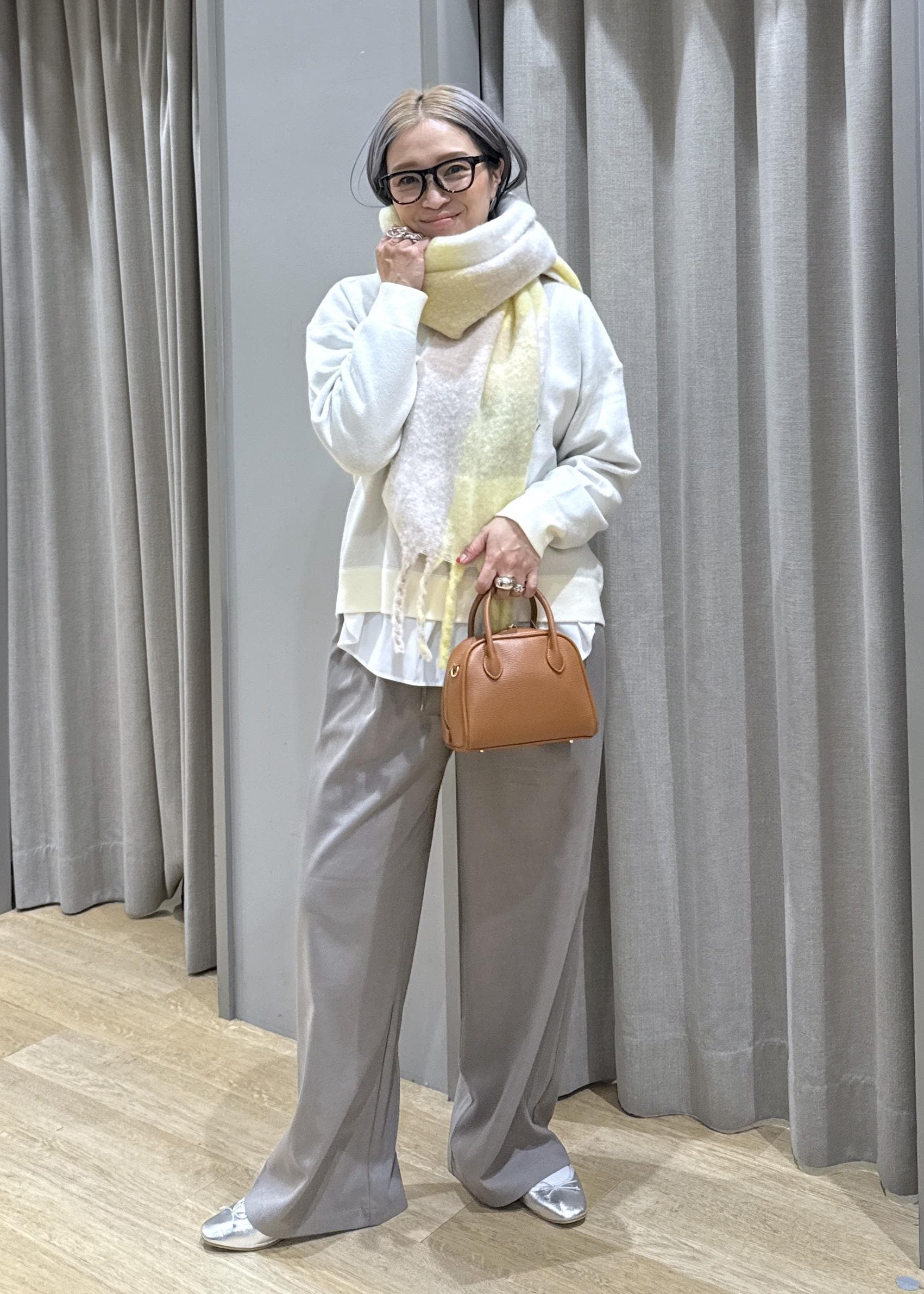 ROPE' PICNICのスウェットライクロゴニットプルオーバーを使ったコーディネートを紹介します。｜Rakuten Fashion(楽天ファッション／旧楽天ブランドアベニュー)6470050