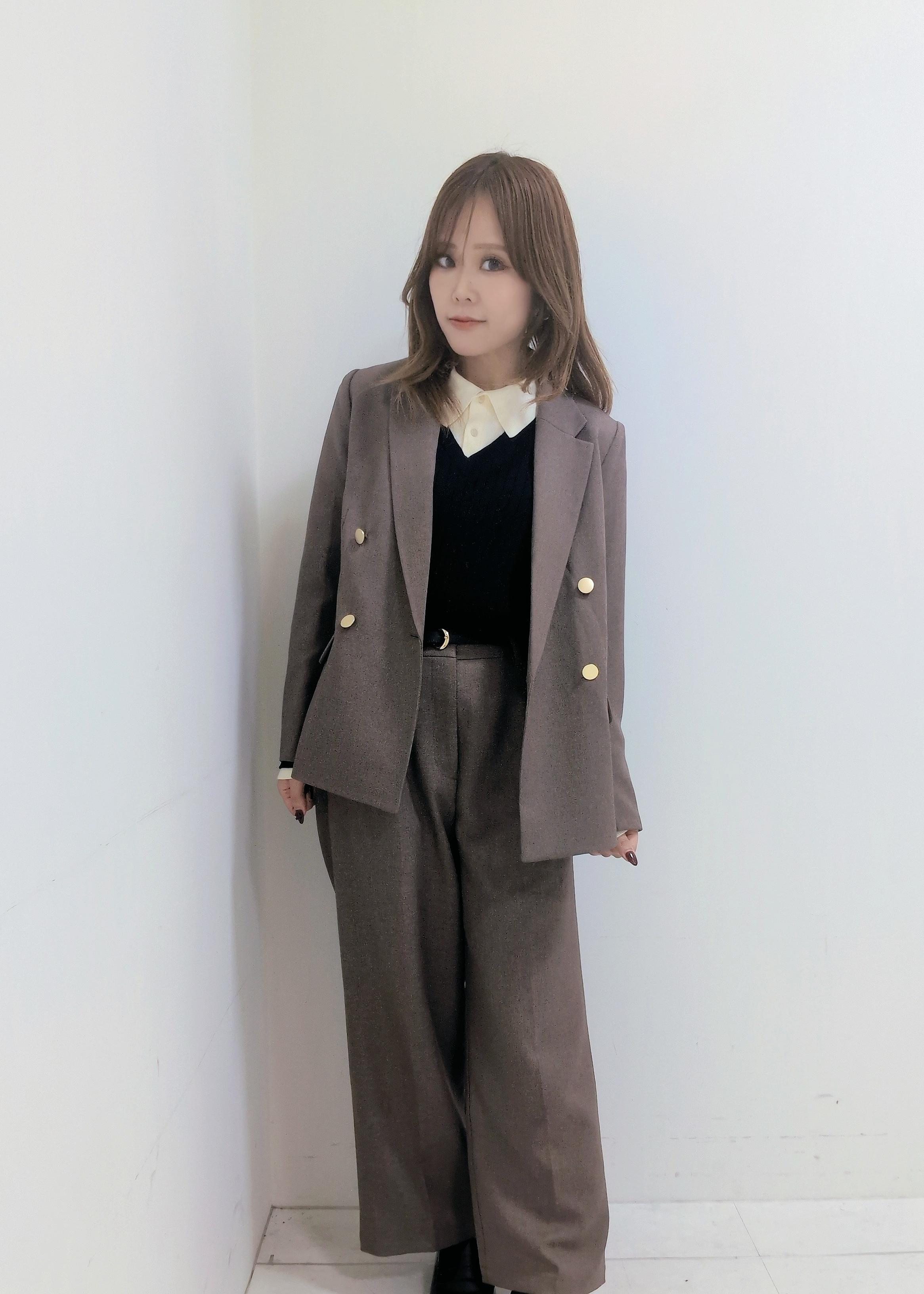 ROPE' PICNICのレディハンサムシリーズ ウールライクウエストタックセミワイドパンツ/セットアップ対応を使ったコーディネートを紹介します。｜Rakuten Fashion(楽天ファッション／旧楽天ブランドアベニュー)6470108