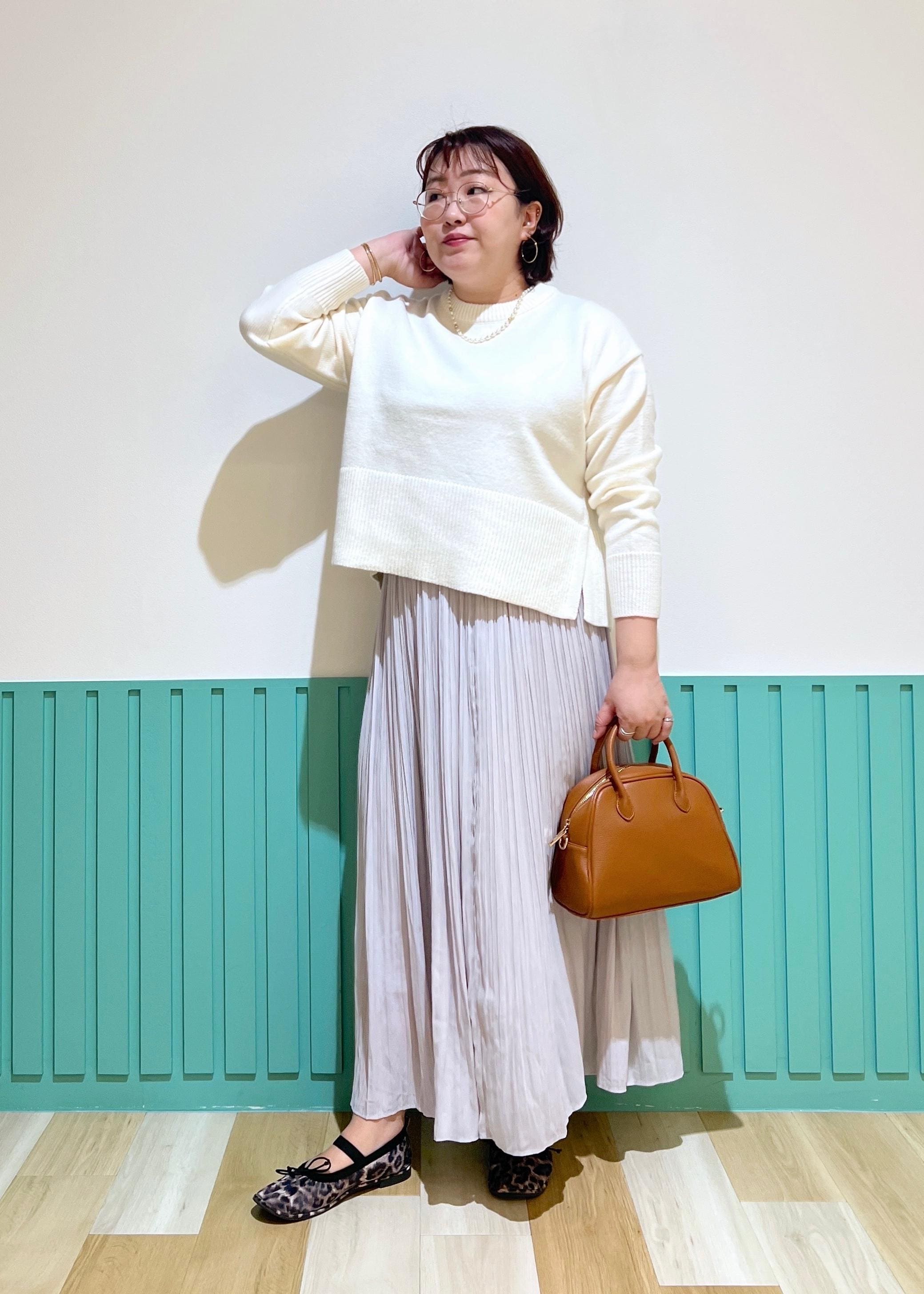 ROPE' PICNICの【新色追加】着丈が選べるエアリープリーツスカートを使ったコーディネートを紹介します。｜Rakuten Fashion(楽天ファッション／旧楽天ブランドアベニュー)6470112