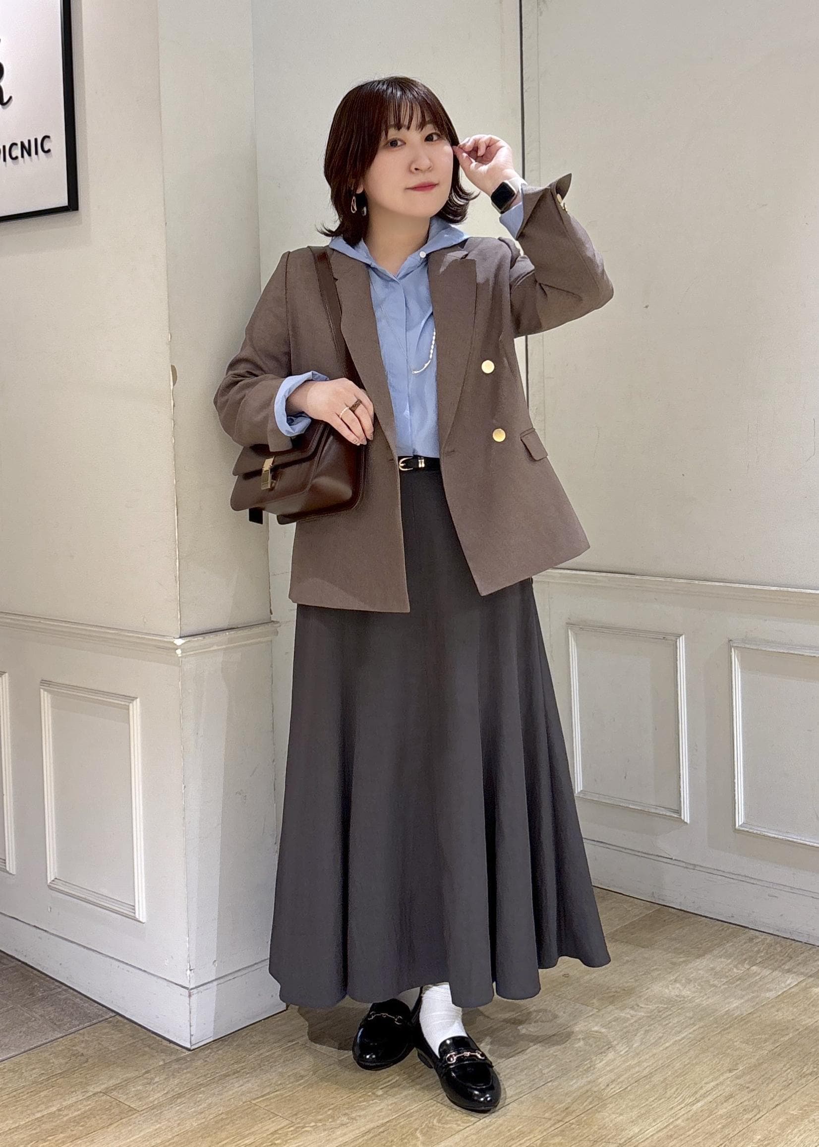 ROPE' PICNICのレディハンサムシリーズ ウールライク金ボタンジャケット(総裏地)/セットアップ対応を使ったコーディネートを紹介します。｜Rakuten Fashion(楽天ファッション／旧楽天ブランドアベニュー)6470096