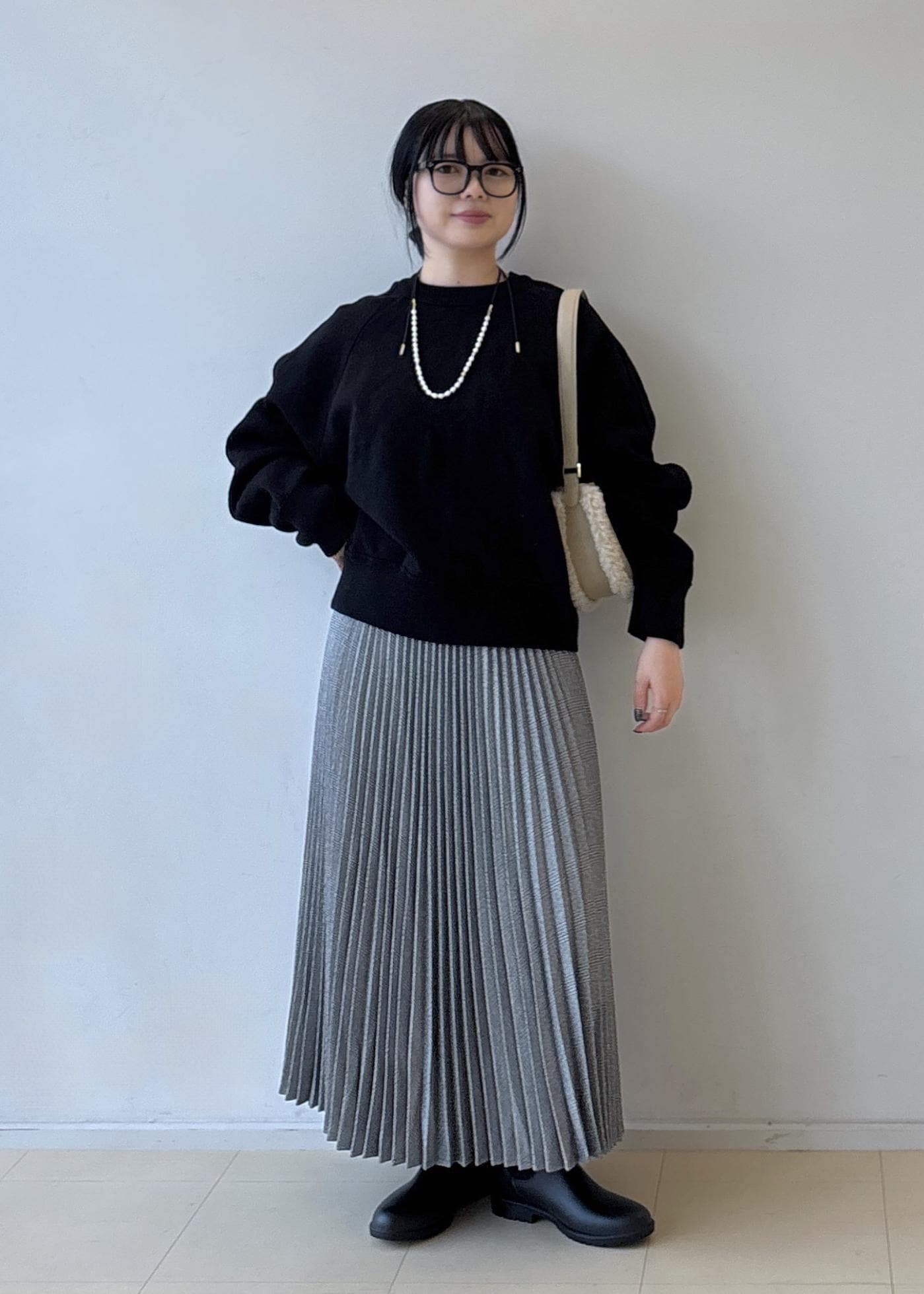 ROPE' PICNICのスウェットライクニットプルオーバーを使ったコーディネートを紹介します。｜Rakuten Fashion(楽天ファッション／旧楽天ブランドアベニュー)6470200