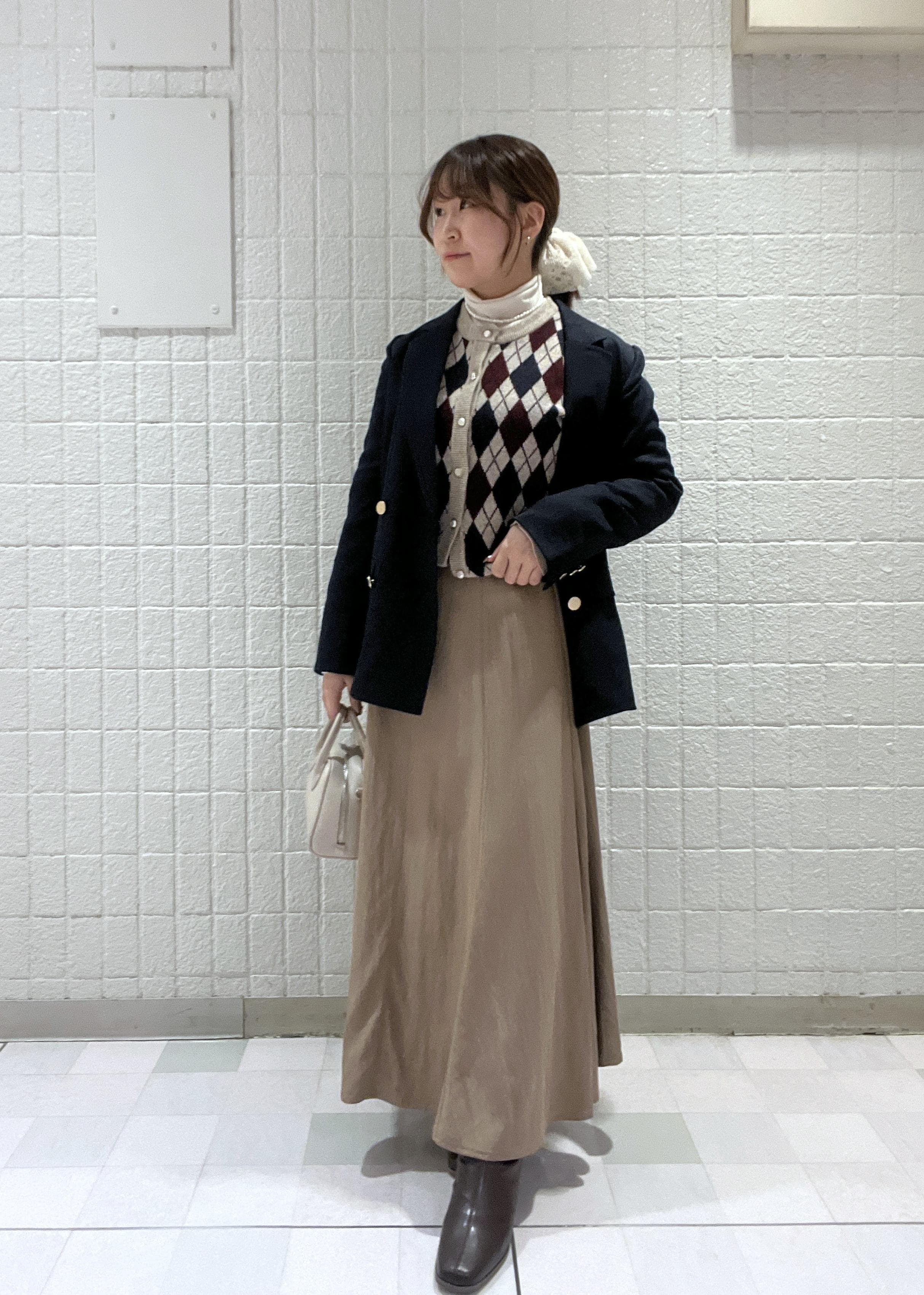 ROPE' PICNICのレディハンサムシリーズ ウールライク金ボタンジャケット(総裏地)/セットアップ対応を使ったコーディネートを紹介します。｜Rakuten Fashion(楽天ファッション／旧楽天ブランドアベニュー)6470192