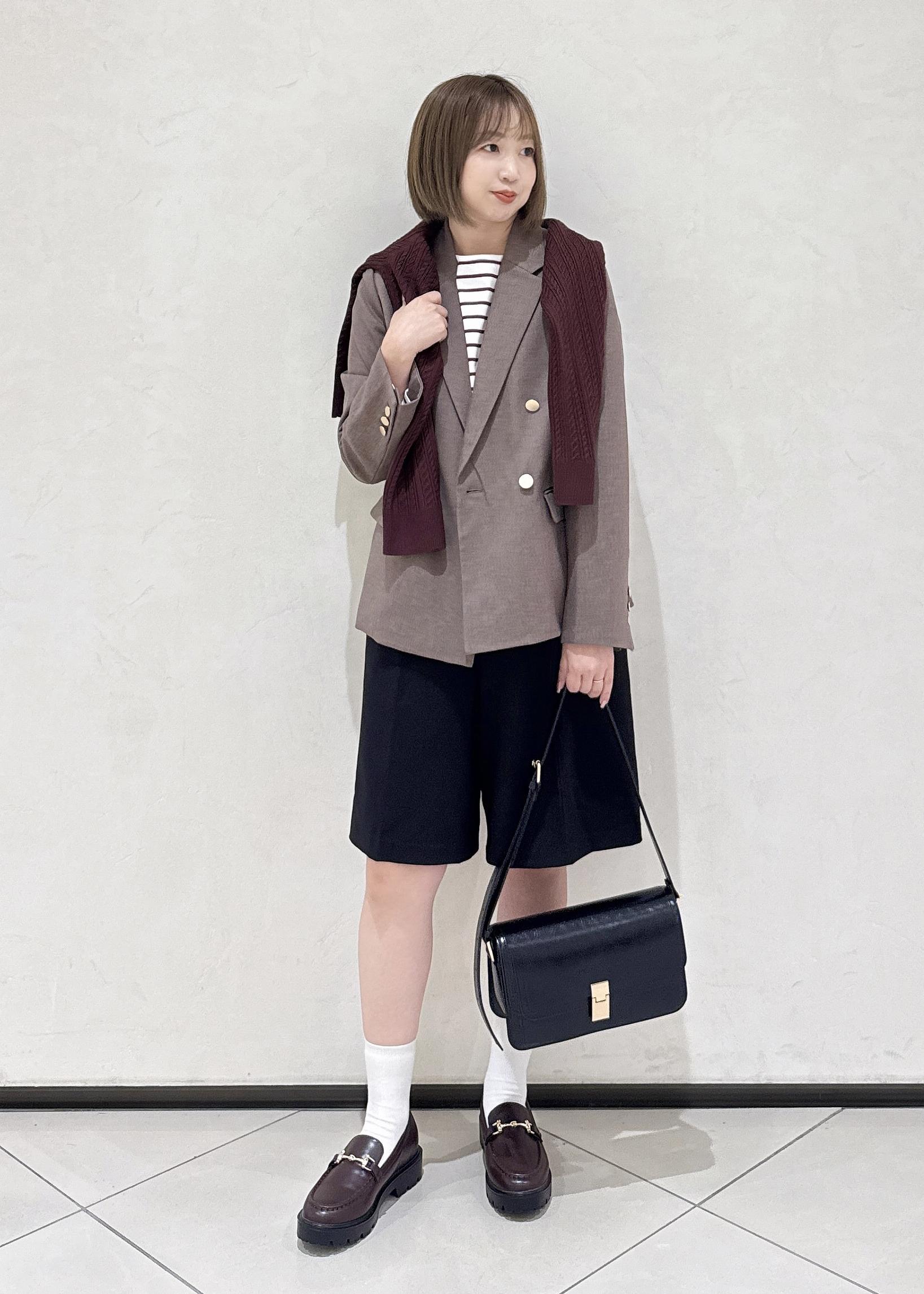 ROPE' PICNICのレディハンサムシリーズ ウールライク金ボタンジャケット(総裏地)/セットアップ対応を使ったコーディネートを紹介します。｜Rakuten Fashion(楽天ファッション／旧楽天ブランドアベニュー)6470214