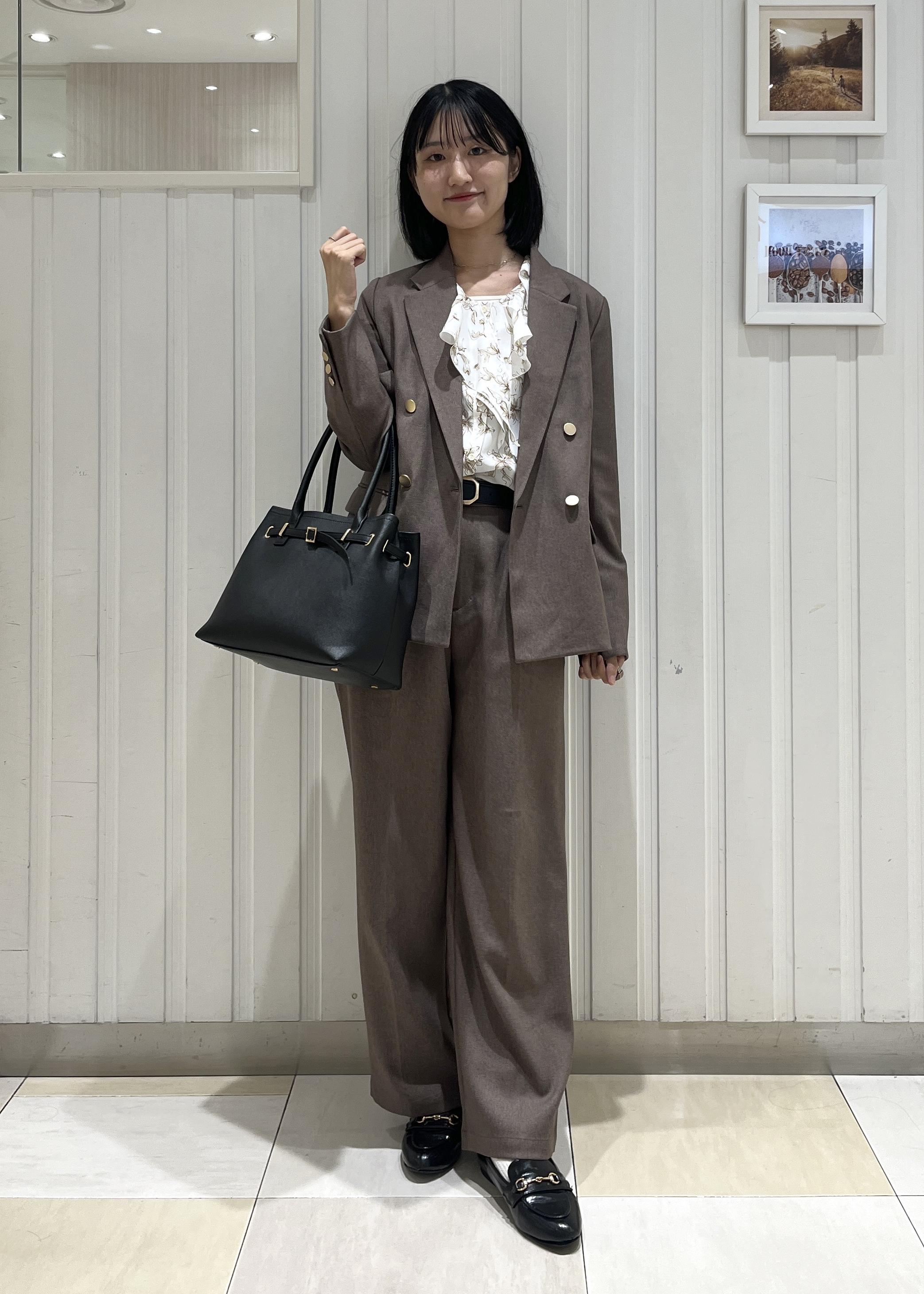 ROPE' PICNICのレディハンサムシリーズ ウールライク金ボタンジャケット(総裏地)/セットアップ対応を使ったコーディネートを紹介します。｜Rakuten Fashion(楽天ファッション／旧楽天ブランドアベニュー)6470253