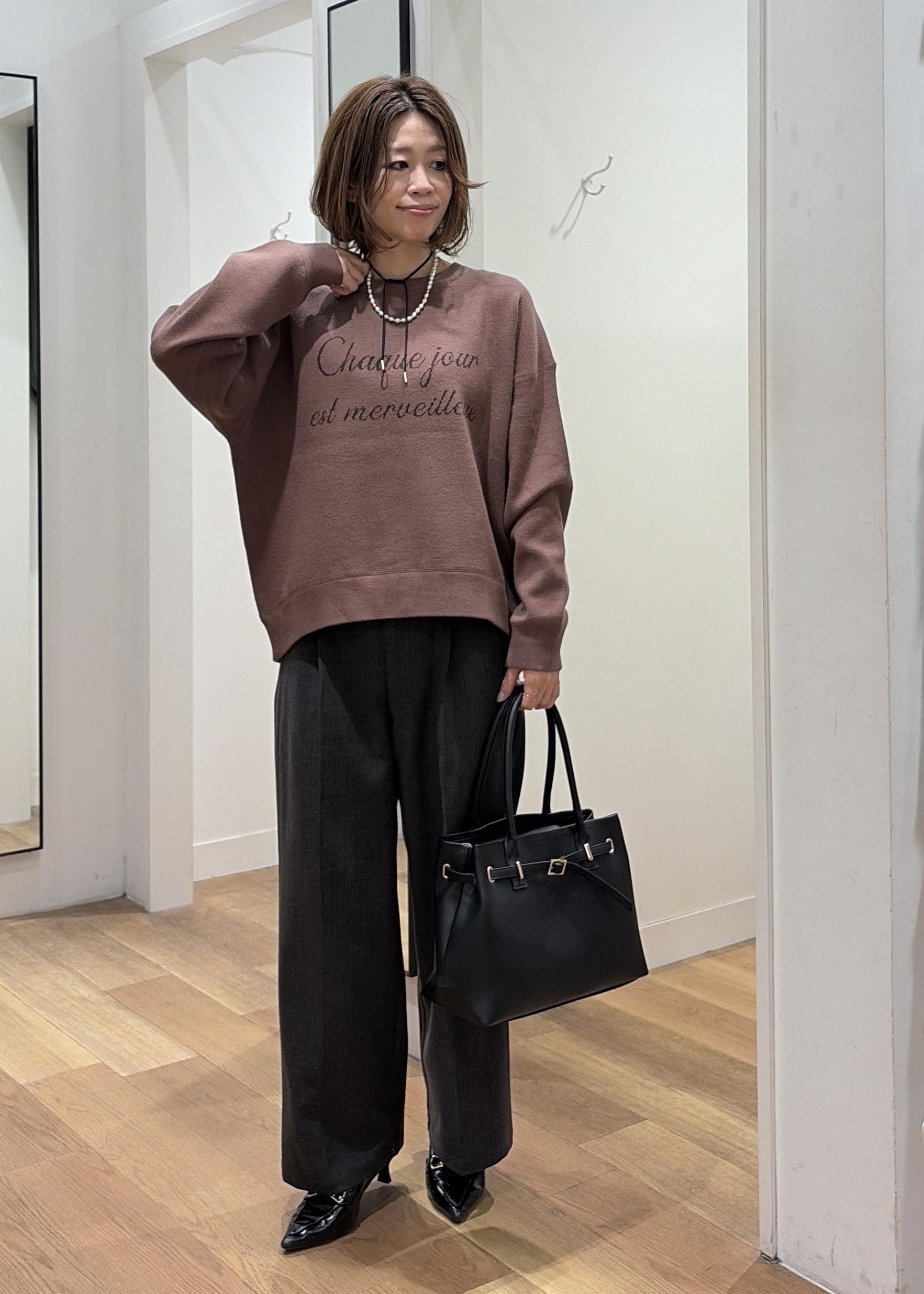 ROPE' PICNICのスウェットライクロゴニットプルオーバーを使ったコーディネートを紹介します。｜Rakuten Fashion(楽天ファッション／旧楽天ブランドアベニュー)6470332