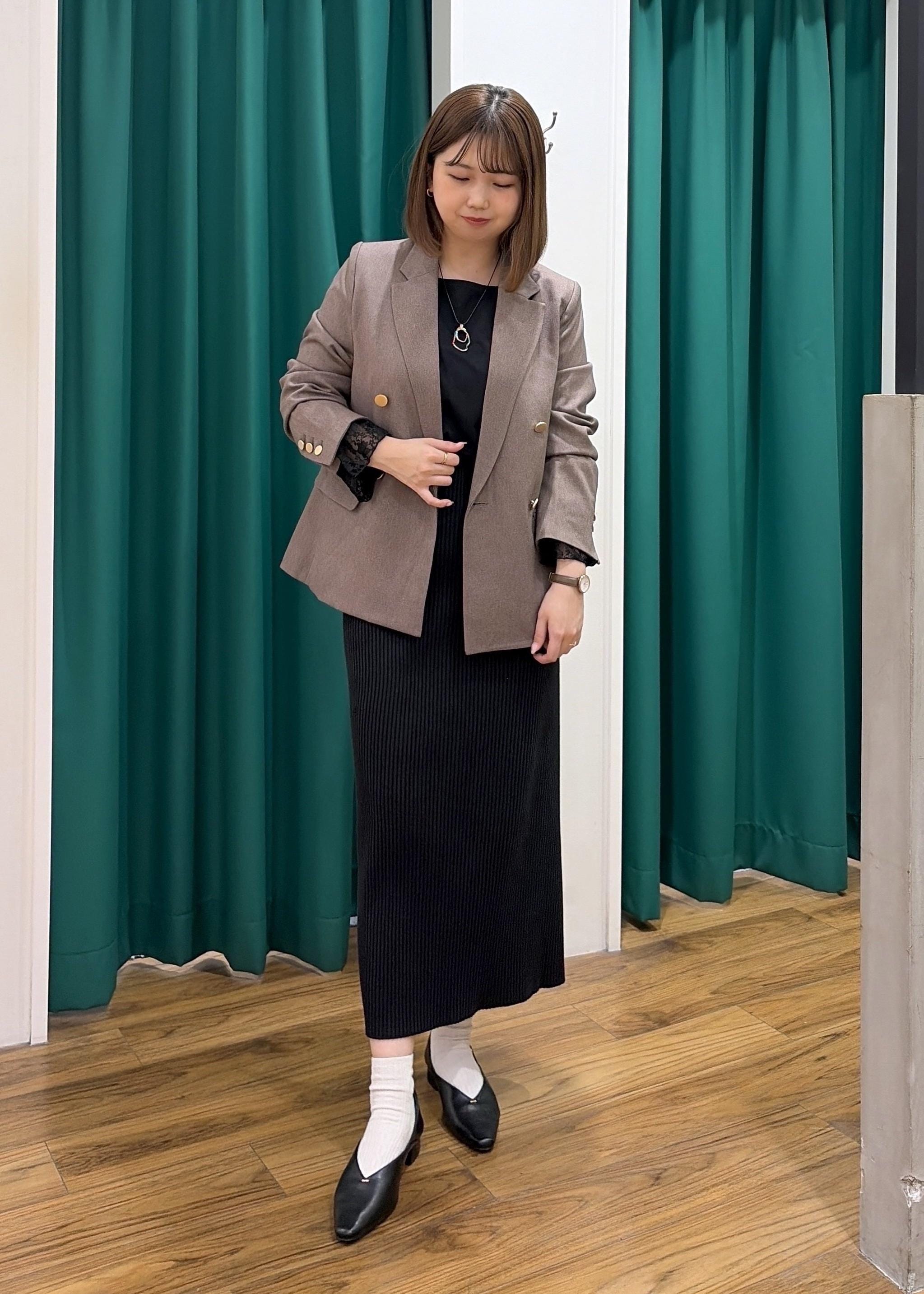 ROPE' PICNICのレディハンサムシリーズ ウールライク金ボタンジャケット(総裏地)/セットアップ対応を使ったコーディネートを紹介します。｜Rakuten Fashion(楽天ファッション／旧楽天ブランドアベニュー)6470352