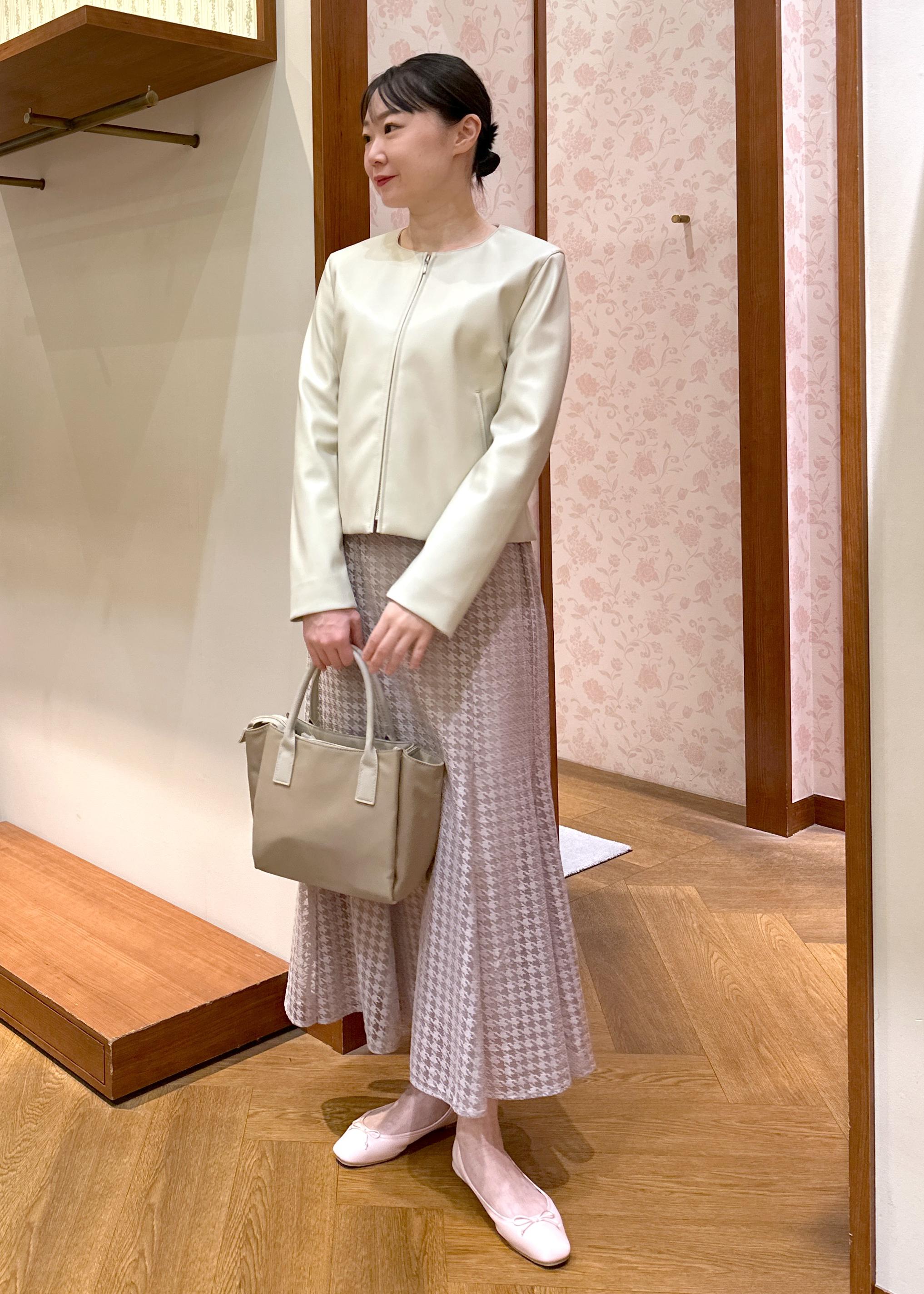 ROPE' PICNICの【花粉ガード】シンセティックレザーノーカラージャケットを使ったコーディネートを紹介します。｜Rakuten Fashion(楽天ファッション／旧楽天ブランドアベニュー)6470467