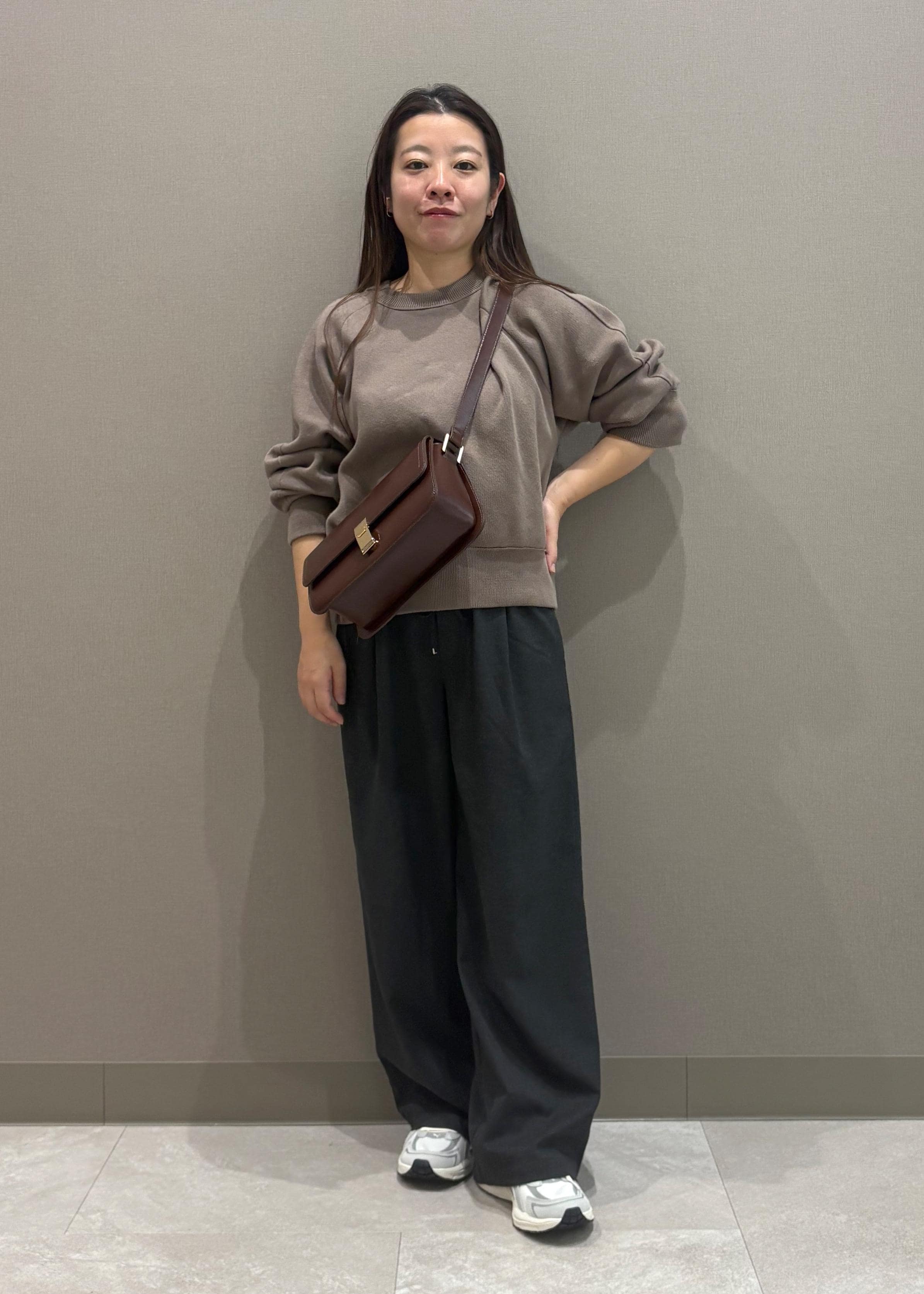 ROPE' PICNICのスウェットライクニットプルオーバーを使ったコーディネートを紹介します。｜Rakuten Fashion(楽天ファッション／旧楽天ブランドアベニュー)6470510