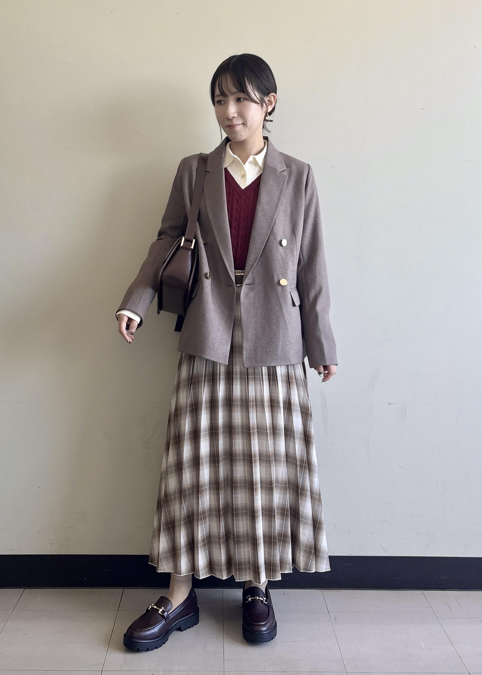 ROPE' PICNICのレディハンサムシリーズ ウールライク金ボタンジャケット(総裏地)/セットアップ対応を使ったコーディネートを紹介します。｜Rakuten Fashion(楽天ファッション／旧楽天ブランドアベニュー)6470515