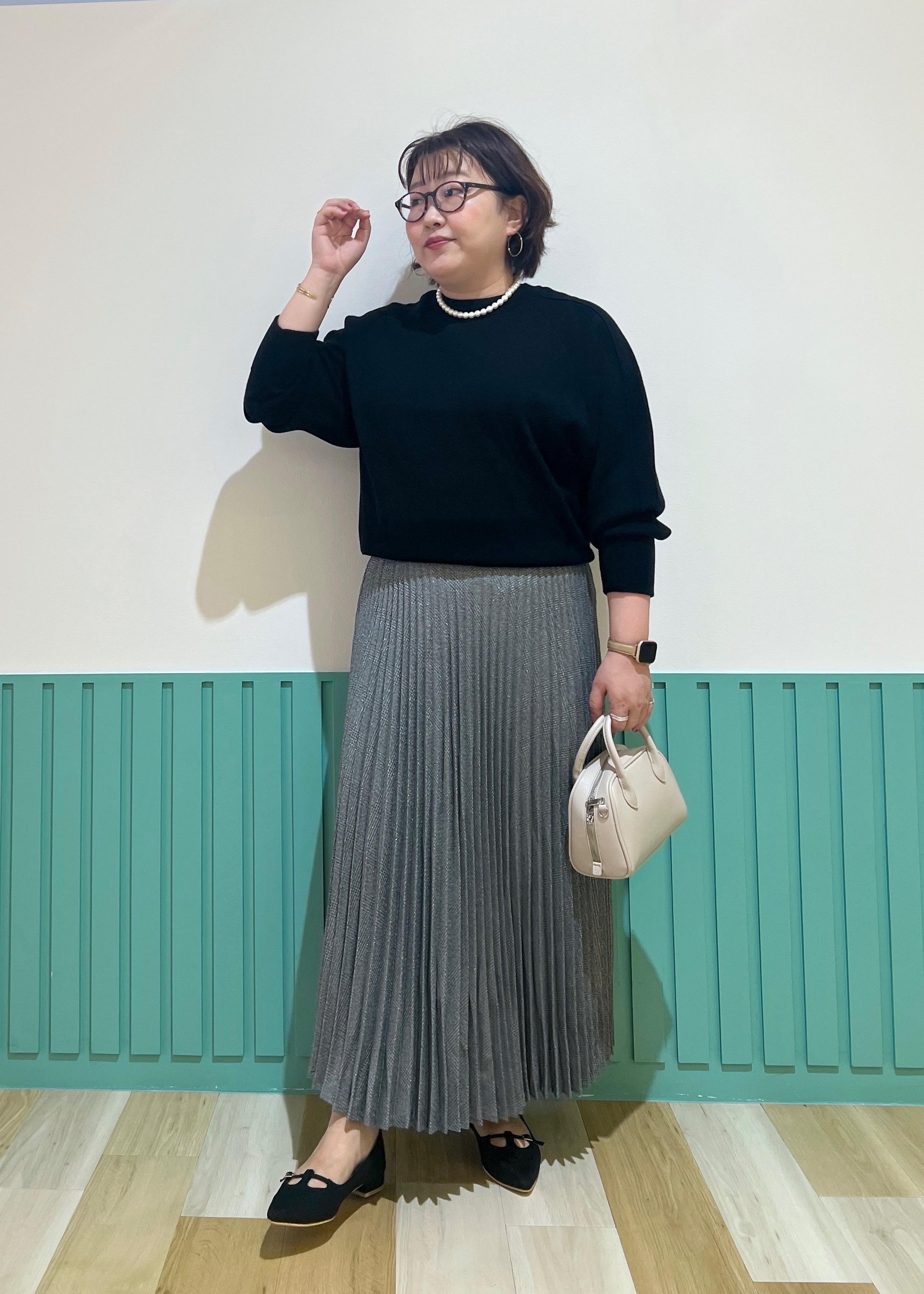 ROPE' PICNICのラメチェックプリーツスカート/着丈が選べるを使ったコーディネートを紹介します。｜Rakuten Fashion(楽天ファッション／旧楽天ブランドアベニュー)6470533