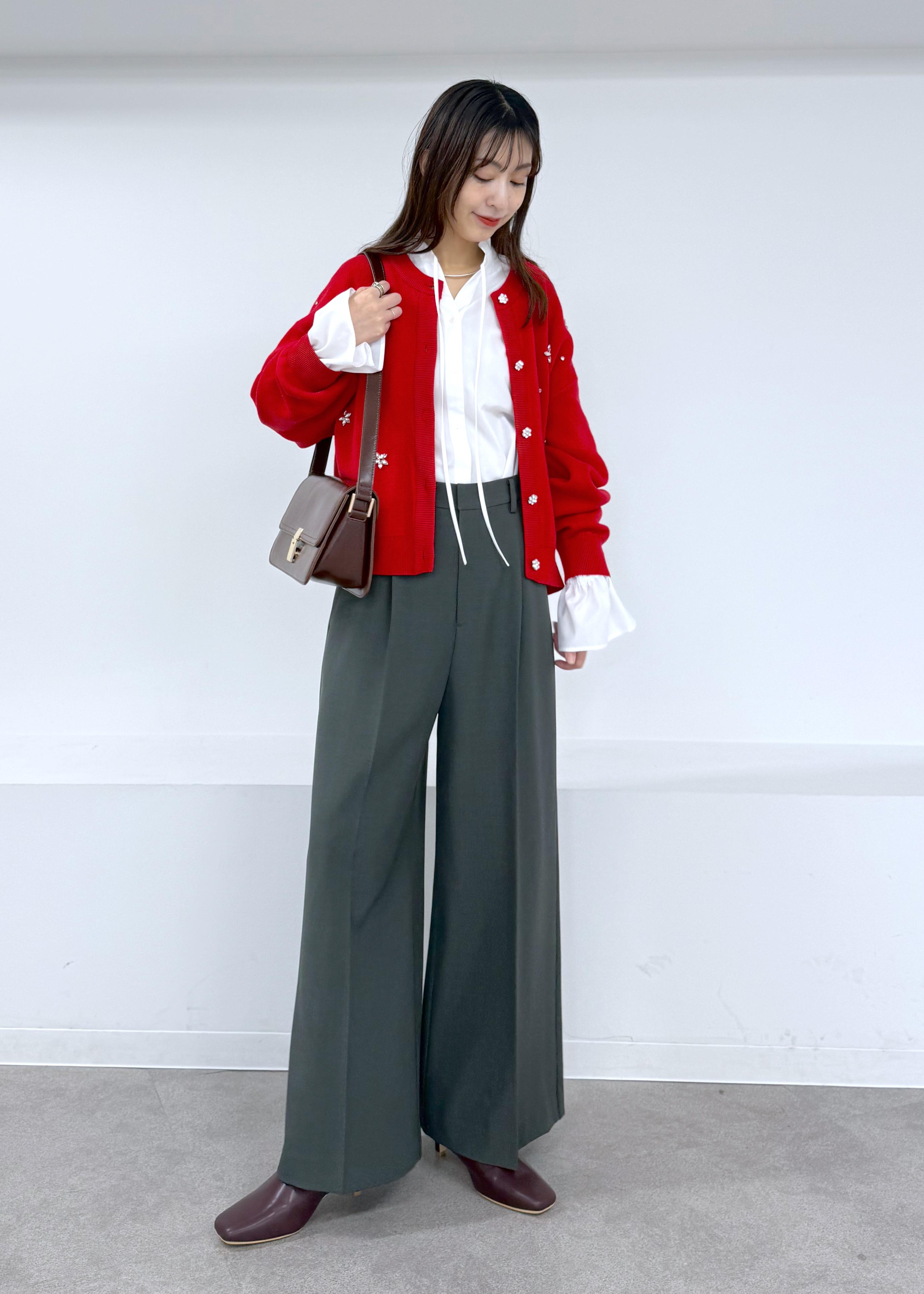 ROPE' PICNICのビジューニットカーディガンを使ったコーディネートを紹介します。｜Rakuten Fashion(楽天ファッション／旧楽天ブランドアベニュー)6470545