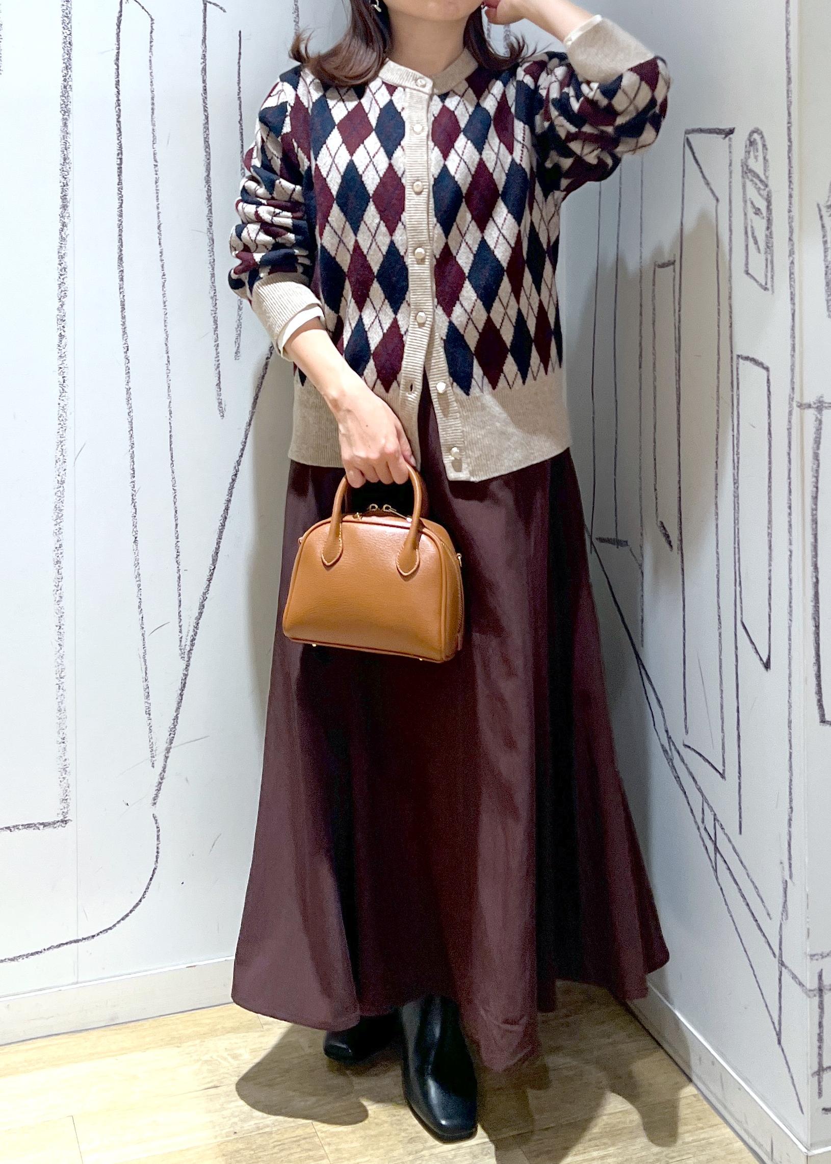 ROPE' PICNICのアーガイル柄アソートカーディガンを使ったコーディネートを紹介します。｜Rakuten Fashion(楽天ファッション／旧楽天ブランドアベニュー)6470527