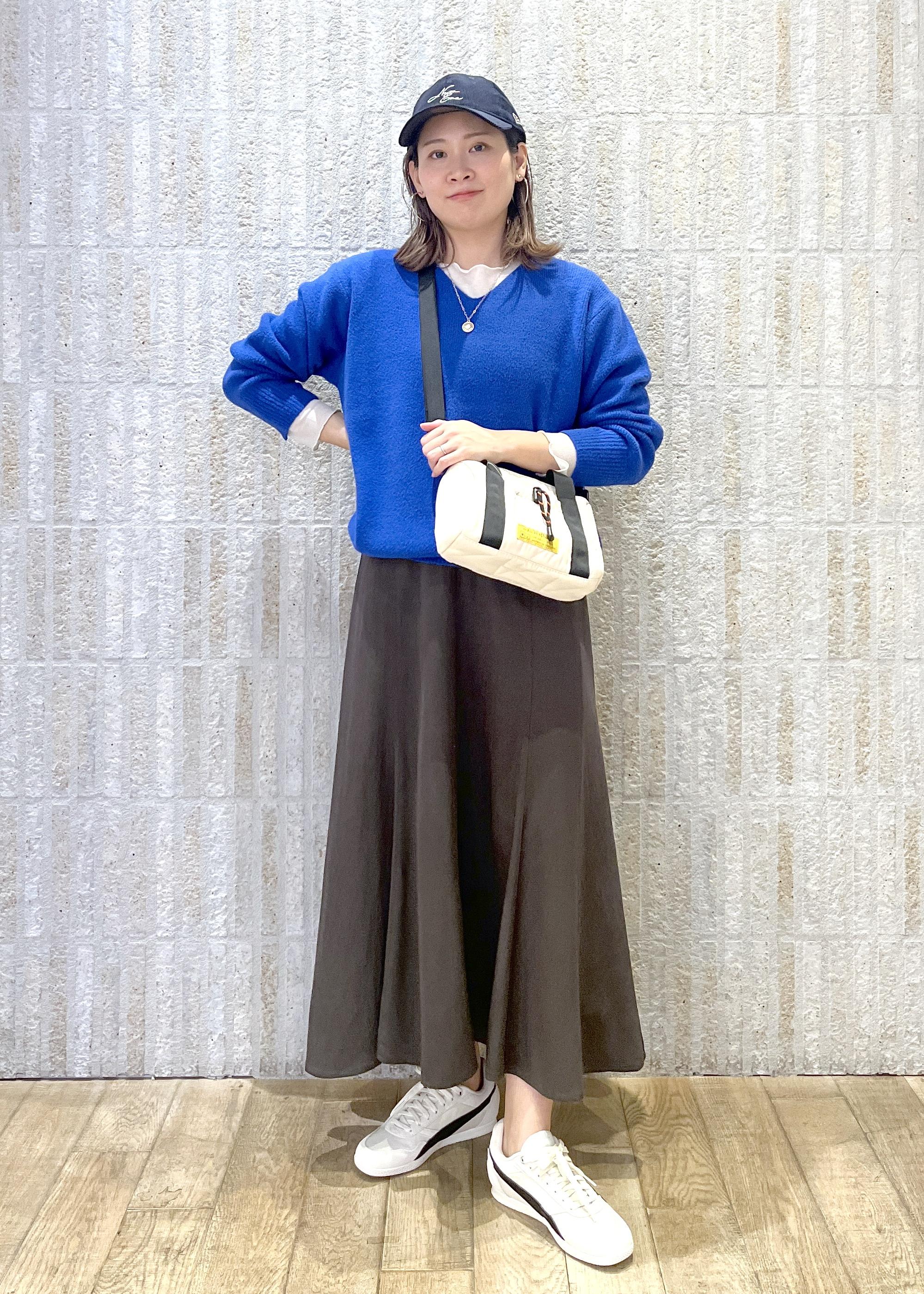 ROPE' PICNICの【新色追加】スフレニットシリーズ Vネックニットプルオーバー/イージーケア・リンクコーデを使ったコーディネートを紹介します。｜Rakuten Fashion(楽天ファッション／旧楽天ブランドアベニュー)6493358