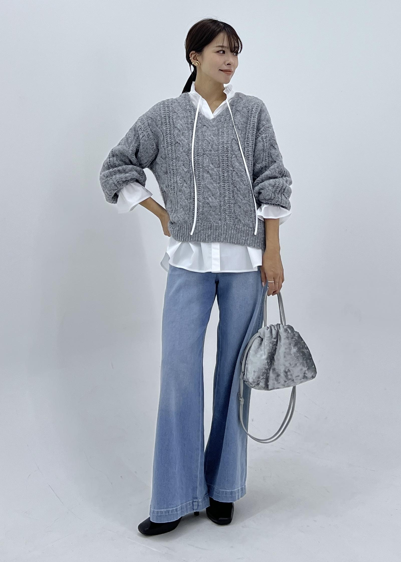 ROPE' PICNICのゆるケーブル編みVネックニットを使ったコーディネートを紹介します。｜Rakuten Fashion(楽天ファッション／旧楽天ブランドアベニュー)6493388