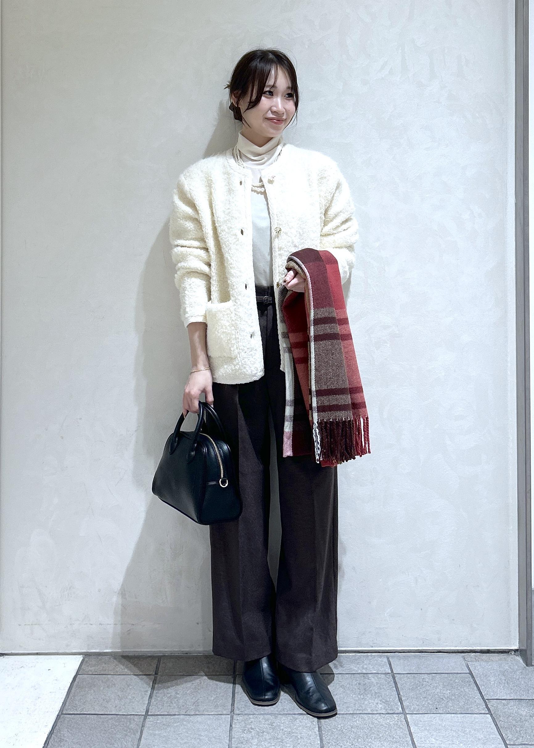 ROPE' PICNICのシアートリコットベロアタートルトップスを使ったコーディネートを紹介します。｜Rakuten Fashion(楽天ファッション／旧楽天ブランドアベニュー)6493360