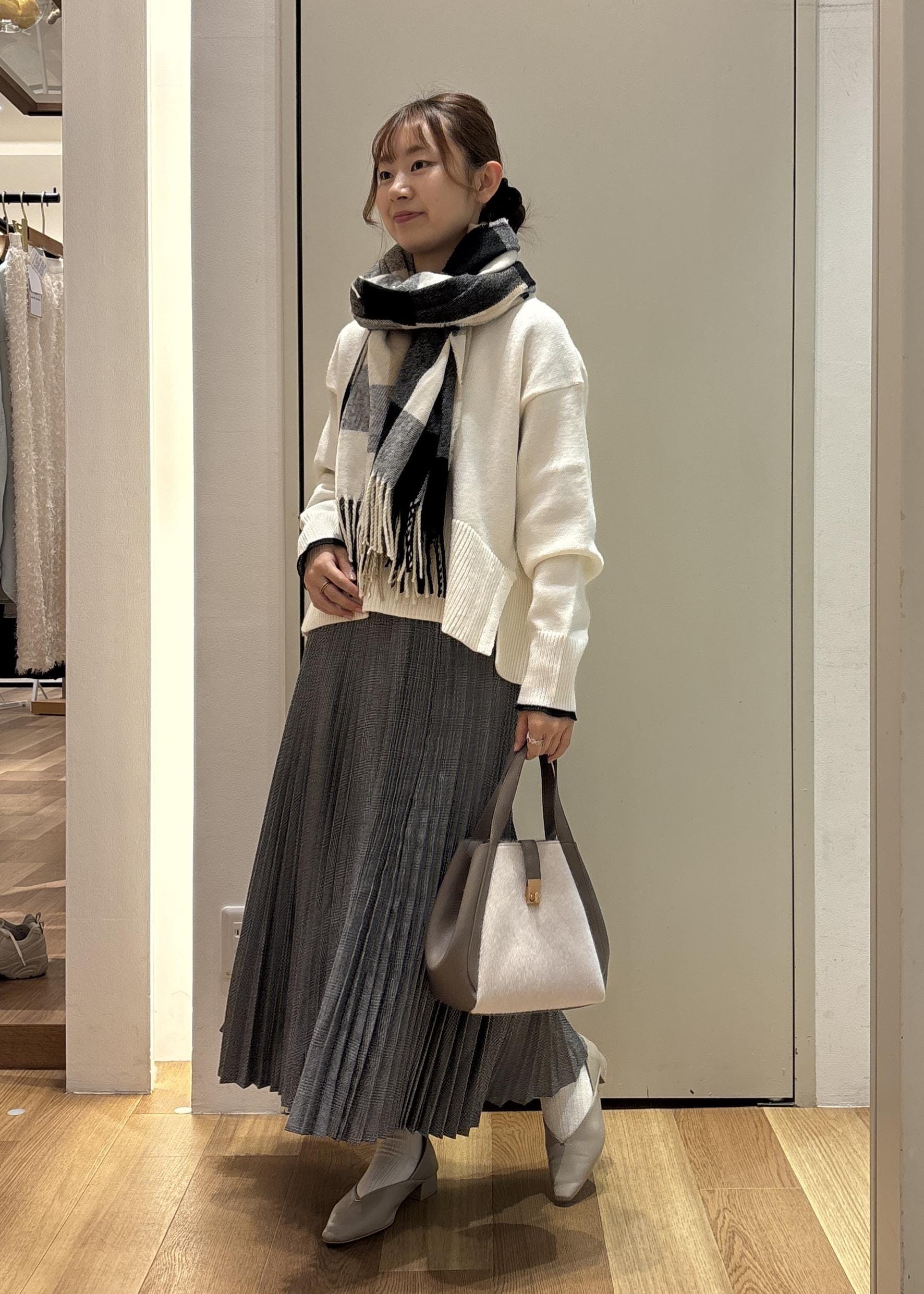 ROPE' PICNICの【新色追加】着丈が選べるクルーネックサイドスリットニットプルオーバー/イージーケアを使ったコーディネートを紹介します。｜Rakuten Fashion(楽天ファッション／旧楽天ブランドアベニュー)6493374