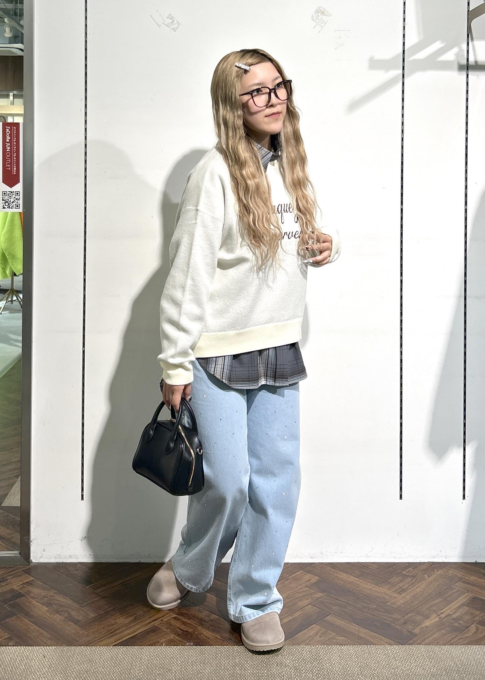 ROPE' PICNICのスウェットライクロゴニットプルオーバーを使ったコーディネートを紹介します。｜Rakuten Fashion(楽天ファッション／旧楽天ブランドアベニュー)6518610