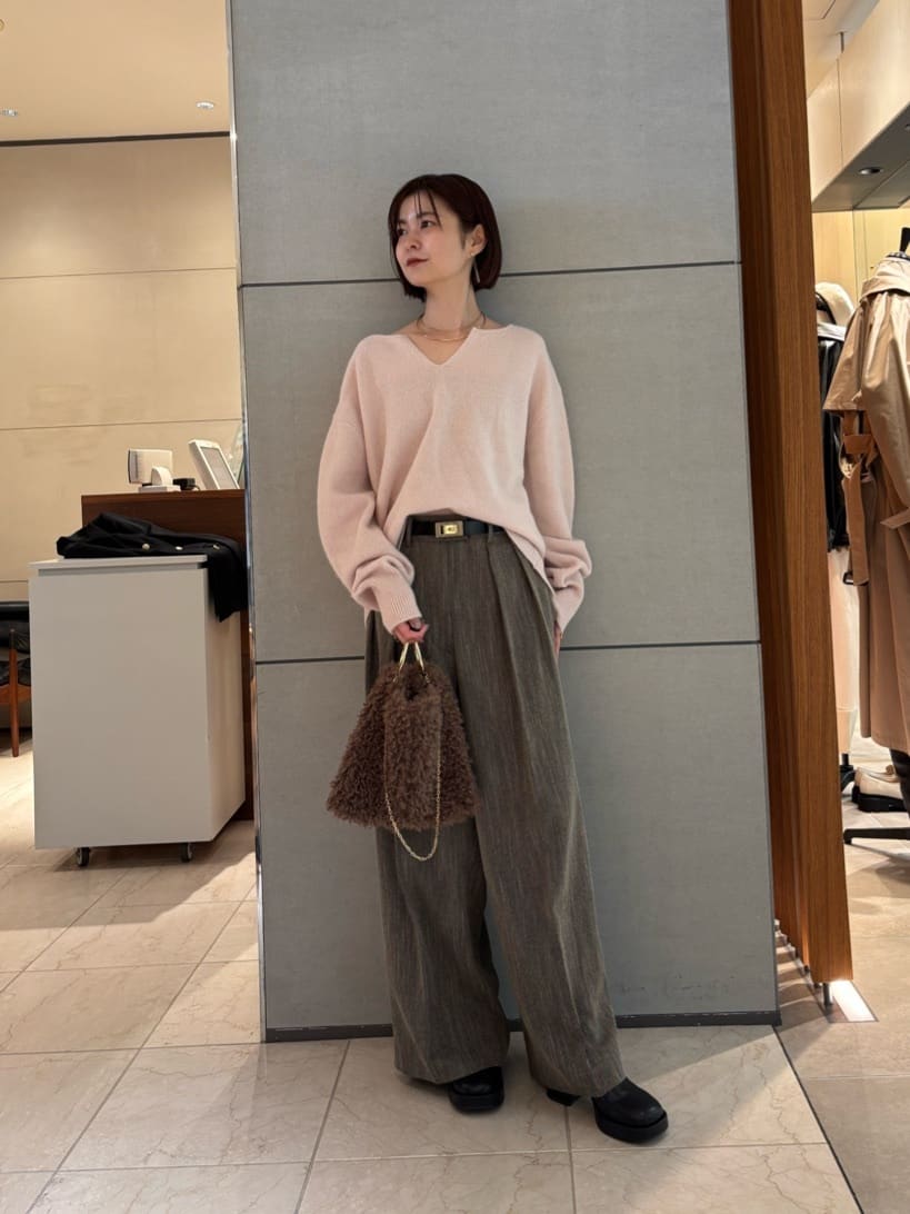 GALLARDAGALANTEの《ウエスト調整自由自在!》スクエアバックルベルトを使ったコーディネートを紹介します。｜Rakuten Fashion(楽天ファッション／旧楽天ブランドアベニュー)6449334