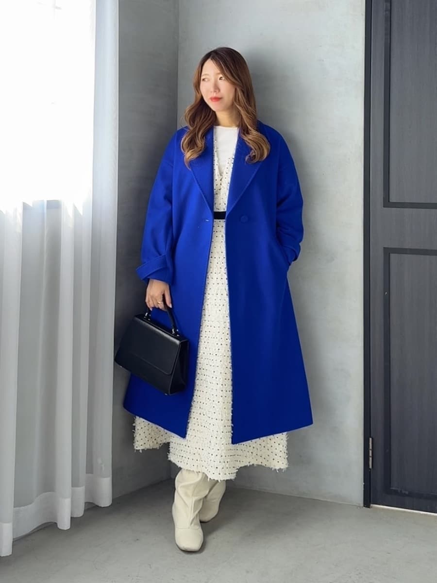 Viaggio Bluのテーラードカラーコートを使ったコーディネートを紹介します。｜Rakuten Fashion(楽天ファッション／旧楽天ブランドアベニュー)6449374