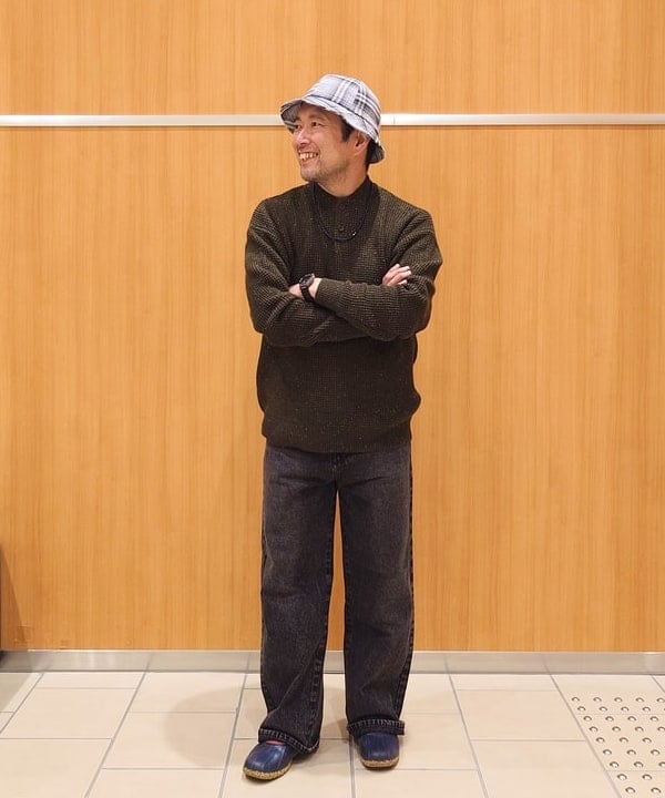 BEAMS HEARTのカラー ネップ ヘンリー ネック ニットを使ったコーディネートを紹介します。｜Rakuten Fashion(楽天ファッション／旧楽天ブランドアベニュー)6453642