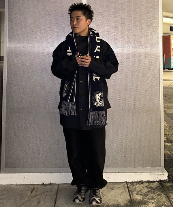 BEAMS MENの【ビームスの百名品】ワイド テーパード デニム 25AW ワイドパンツ メンズを使ったコーディネートを紹介します。｜Rakuten Fashion(楽天ファッション／旧楽天ブランドアベニュー)6453646
