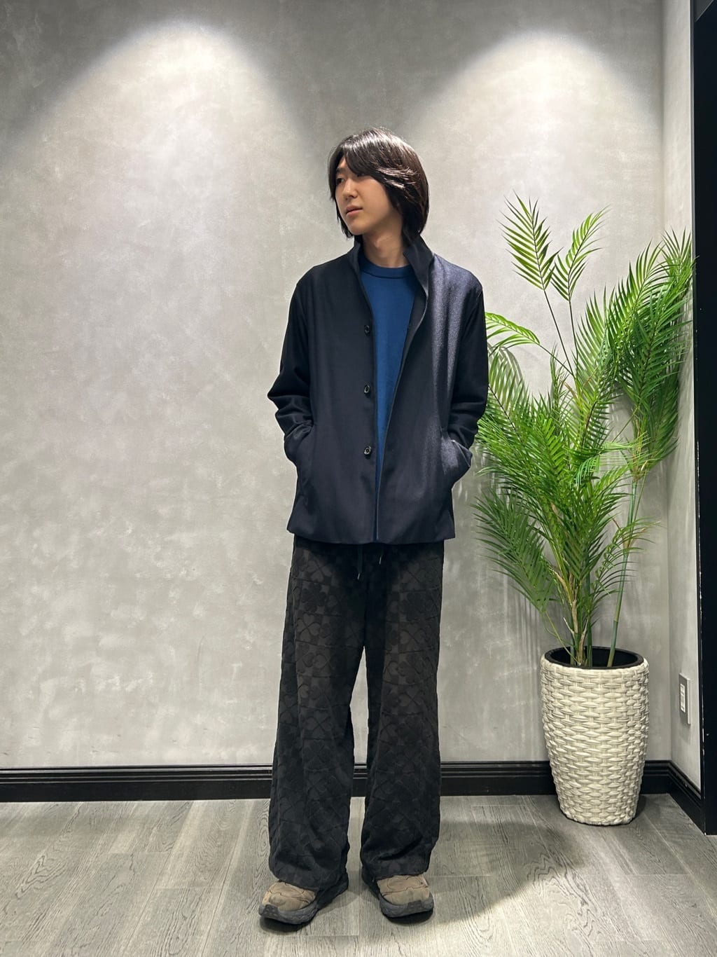 TAKEO KIKUCHIのツイルジャージー イタリアンカラージャケットを使ったコーディネートを紹介します。｜Rakuten Fashion(楽天ファッション／旧楽天ブランドアベニュー)6456700