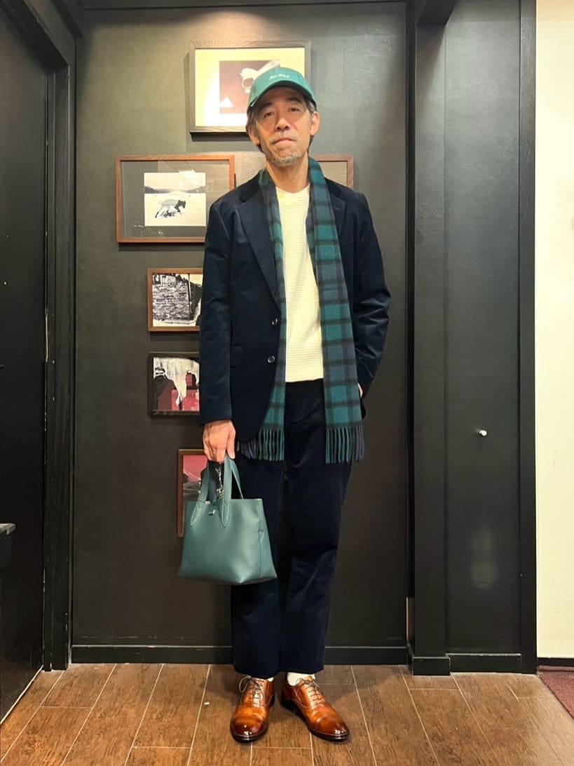 TAKEO KIKUCHIの【Sサイズ~】ストレッチコーデュロイ ジャケットを使ったコーディネートを紹介します。｜Rakuten Fashion(楽天ファッション／旧楽天ブランドアベニュー)6456994