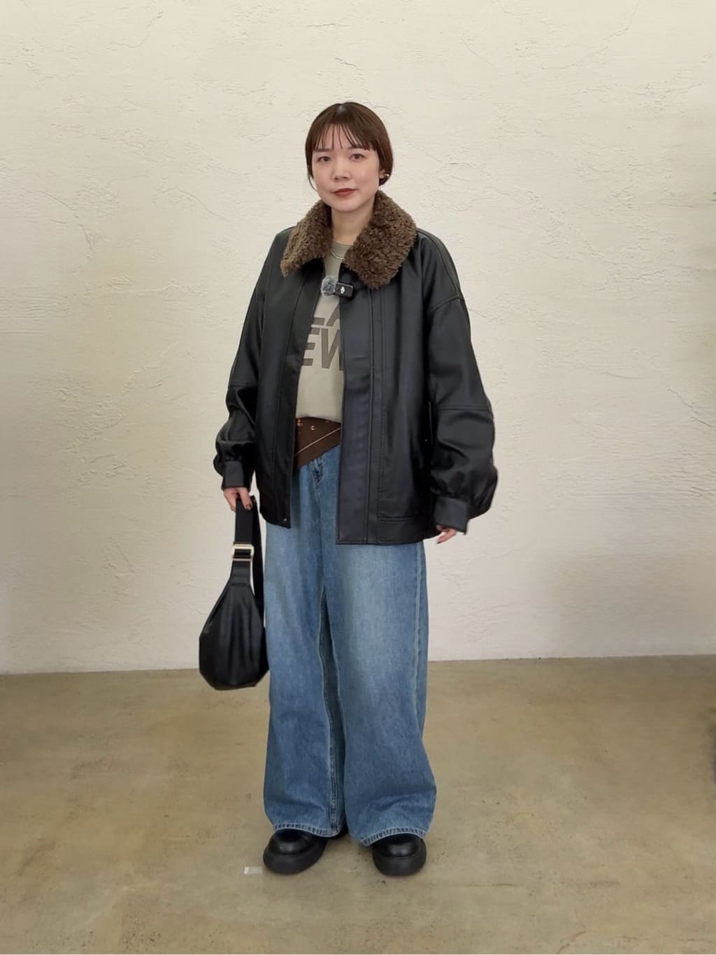 ユニセックス】ボア衿付きフェイクレザーブルゾン