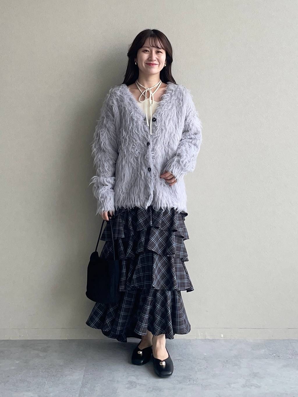 mysty womanのカラーシャギーカーディガンを使ったコーディネートを紹介します。｜Rakuten Fashion(楽天ファッション／旧楽天ブランドアベニュー)6460682