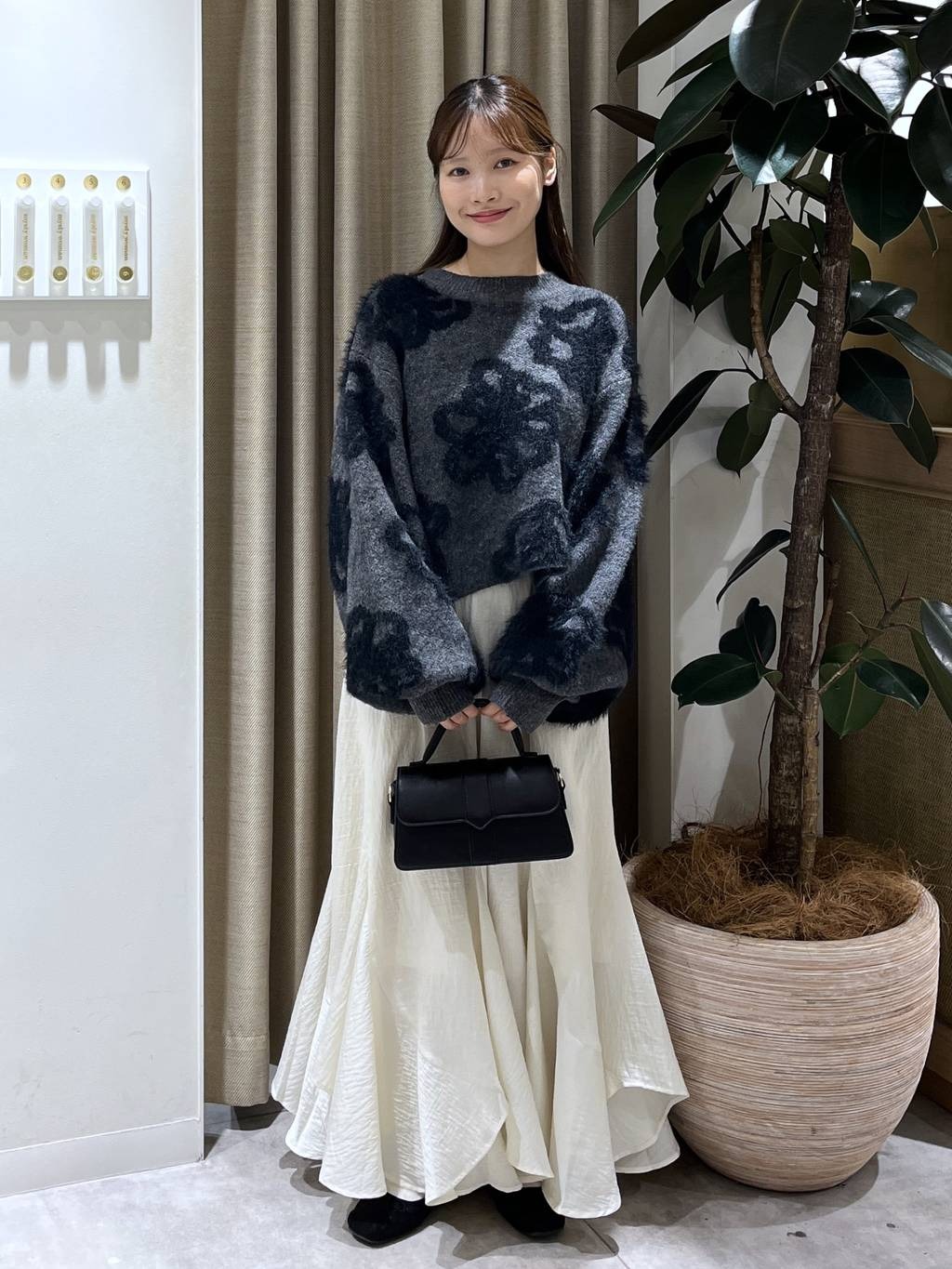 mysty womanのエスカルゴマーメイドスカート5を使ったコーディネートを紹介します。｜Rakuten Fashion(楽天ファッション／旧楽天ブランドアベニュー)6460676